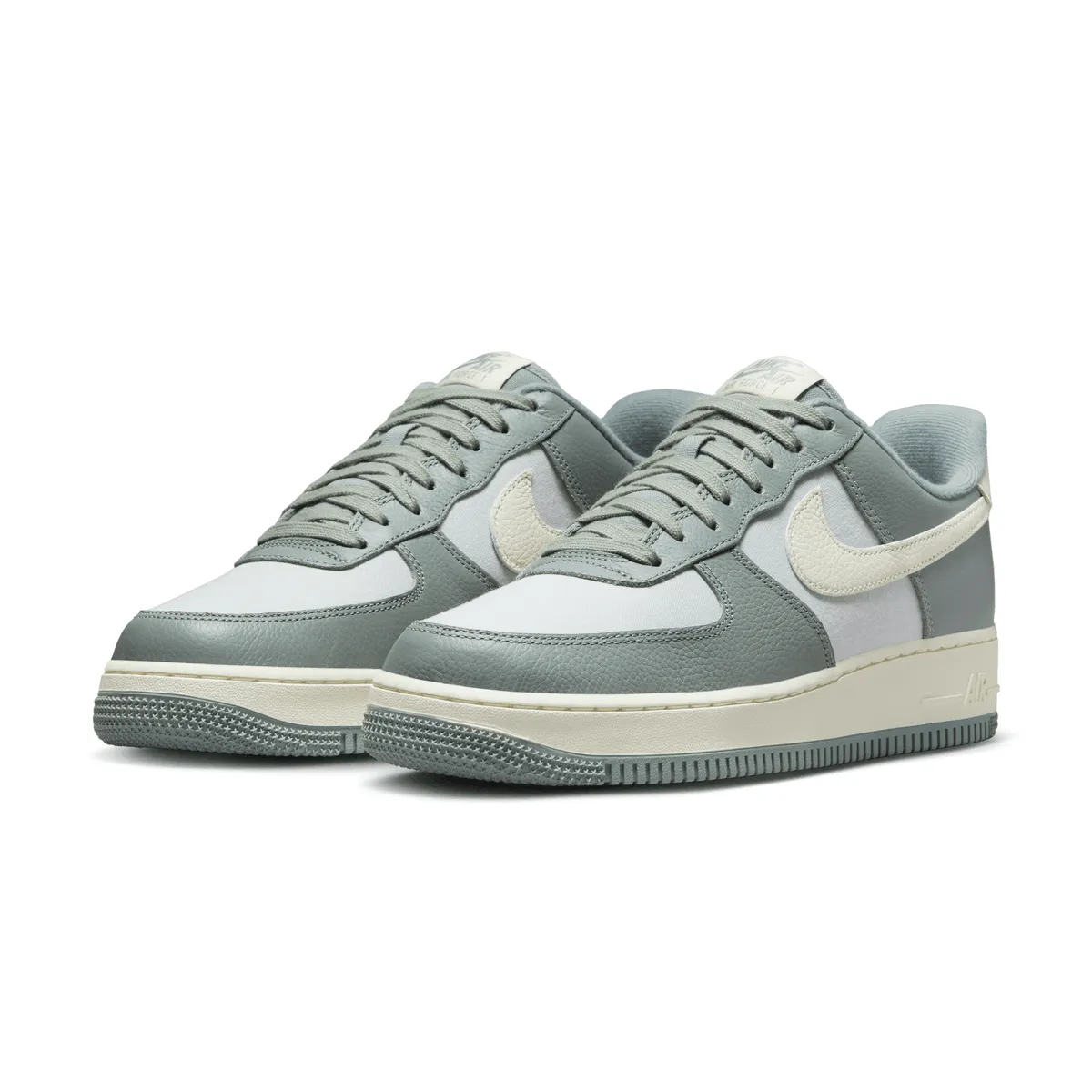 Air Force 1 '07 LX 'Mica Green' Exclusive traction Casual grip