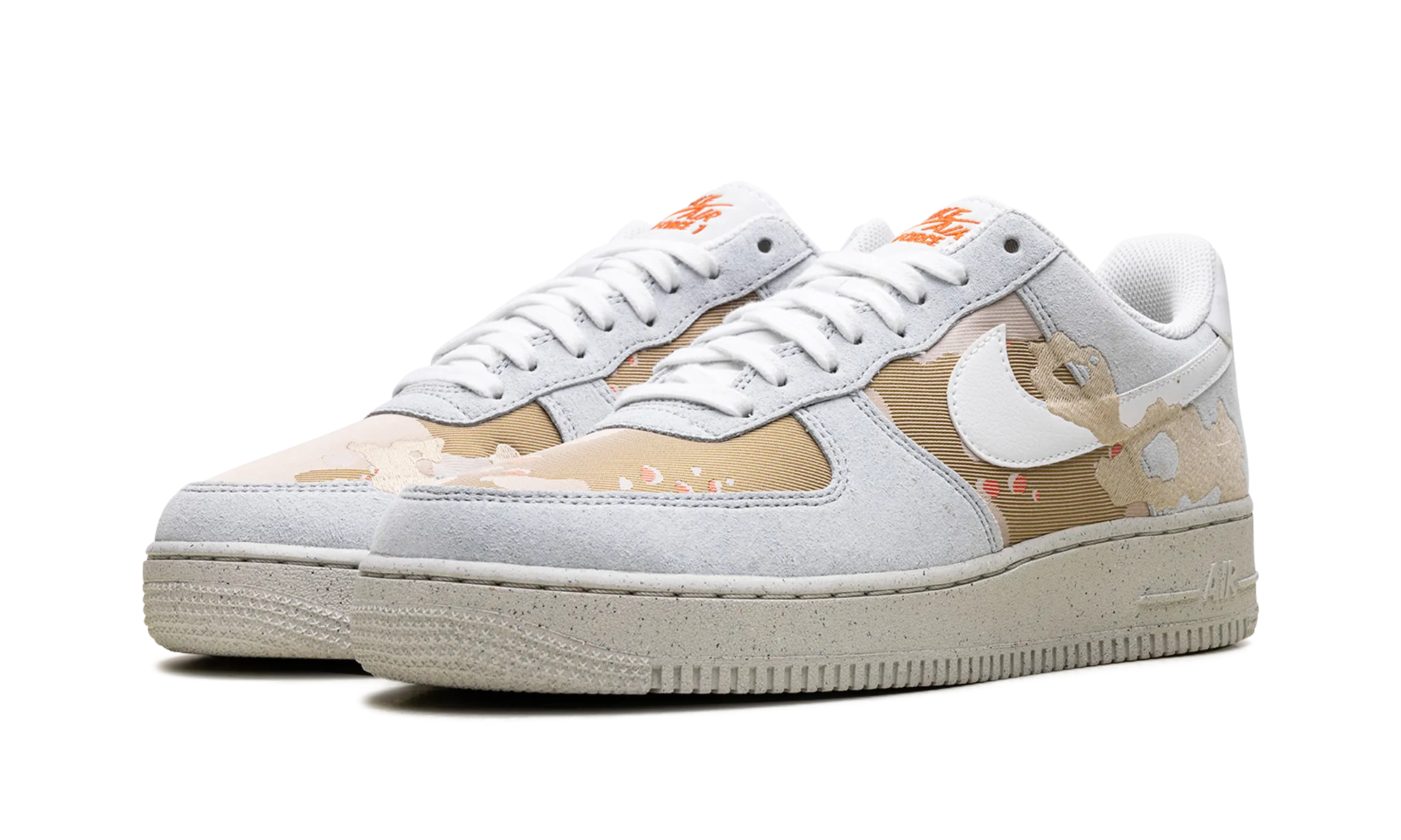 Ventilated Footbed Air Force 1 '07 LX "Embroidered Desert Camo"