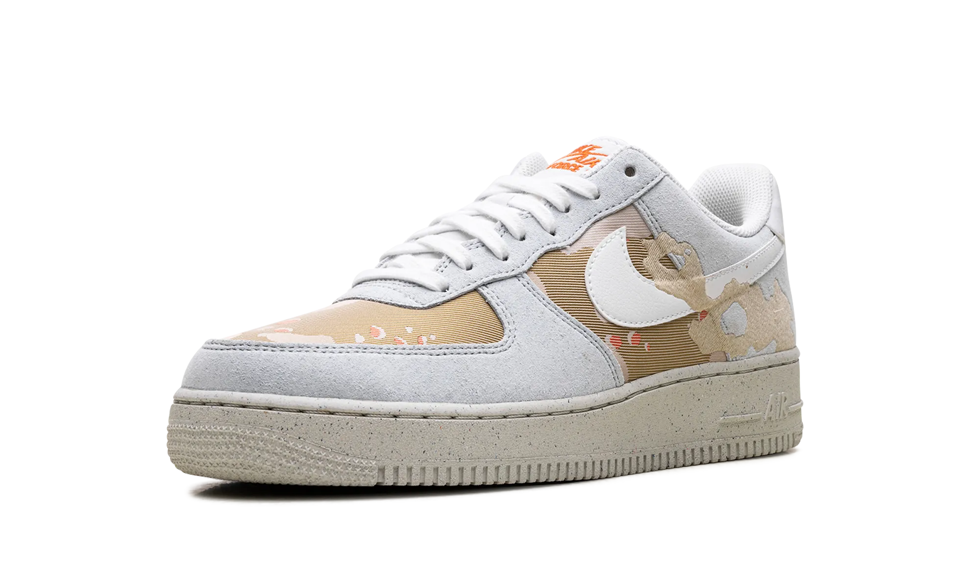 Air Force 1 '07 LX "Embroidered Desert Camo" Layered silhouette