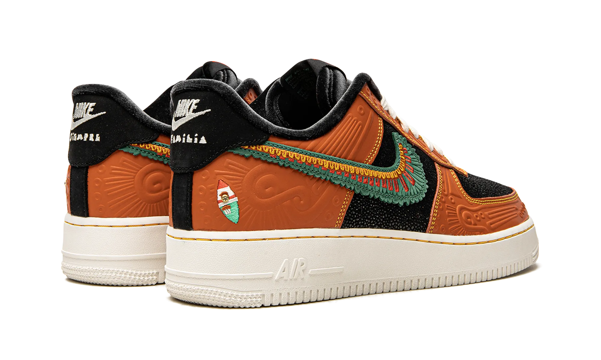 Air Force 1 '07 LX "Siempre Familia" Weekend Moves Multi Layer Midsole