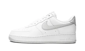 Air Force 1 '07 "Pure Platinum" Adaptive Fit Lacing Wide fit