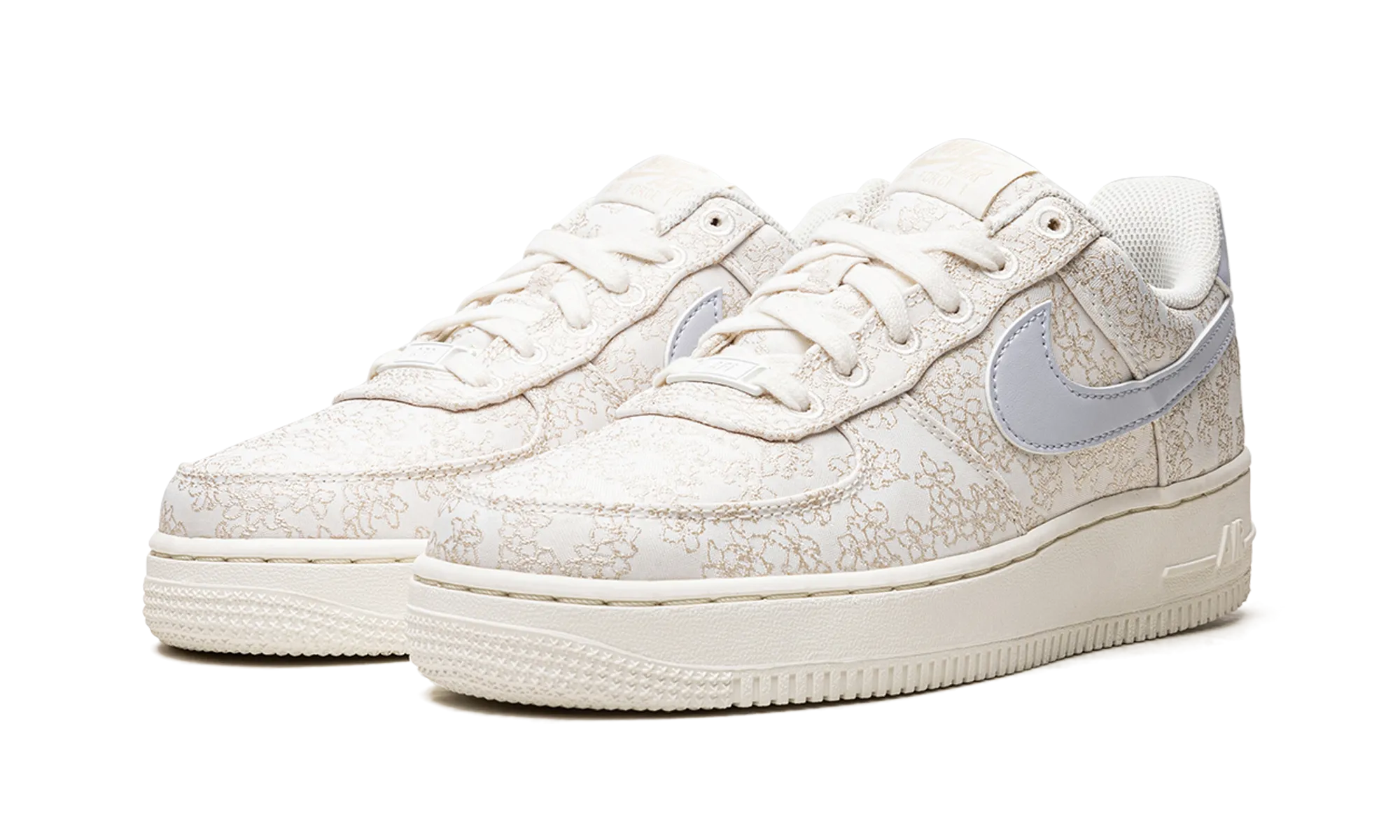Modern Silhouette AIR FORCE 1 '07 SE JACQ WMNS "Flower Embroidery"