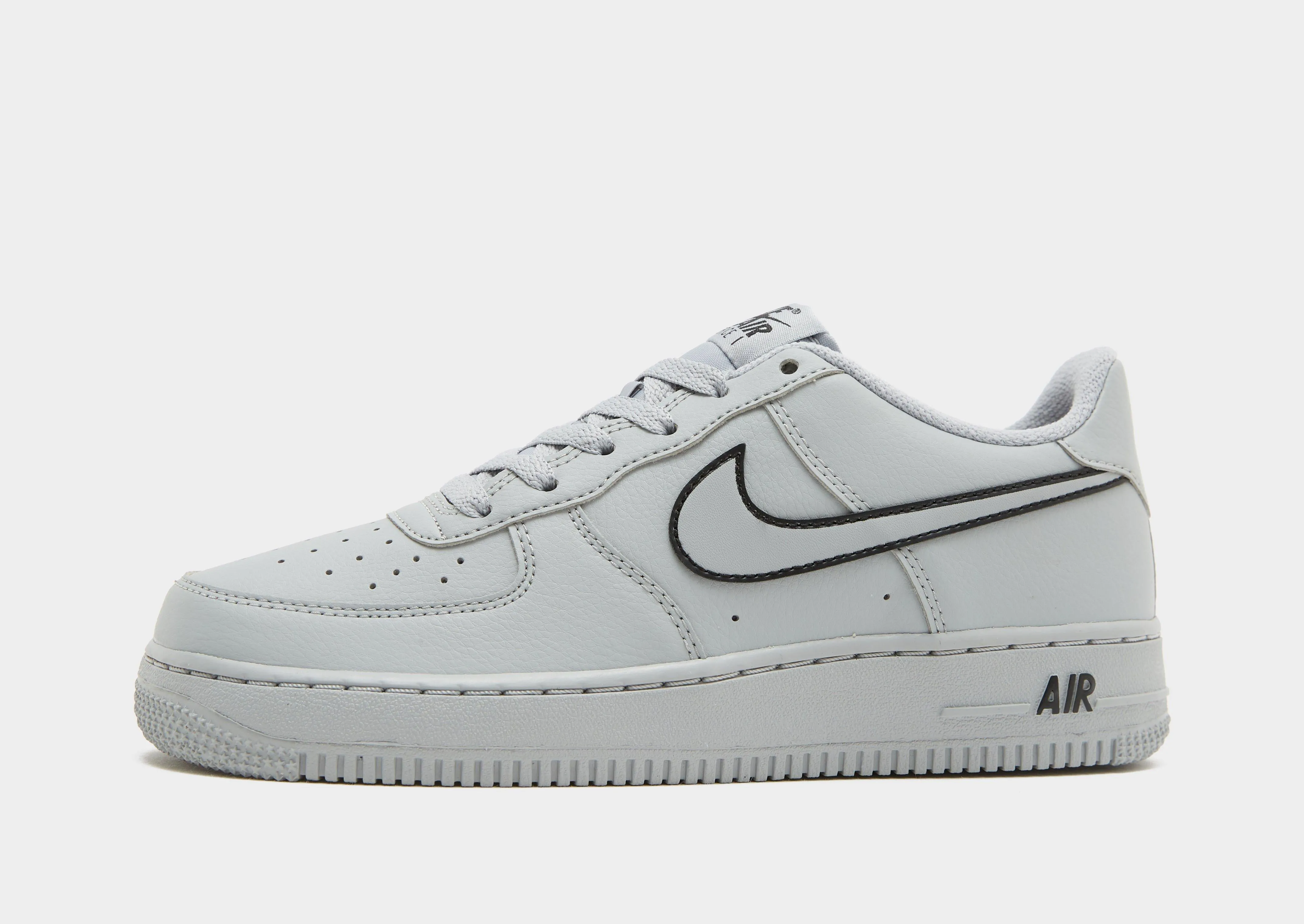 Air Force 1 Junior's Dynamic Control