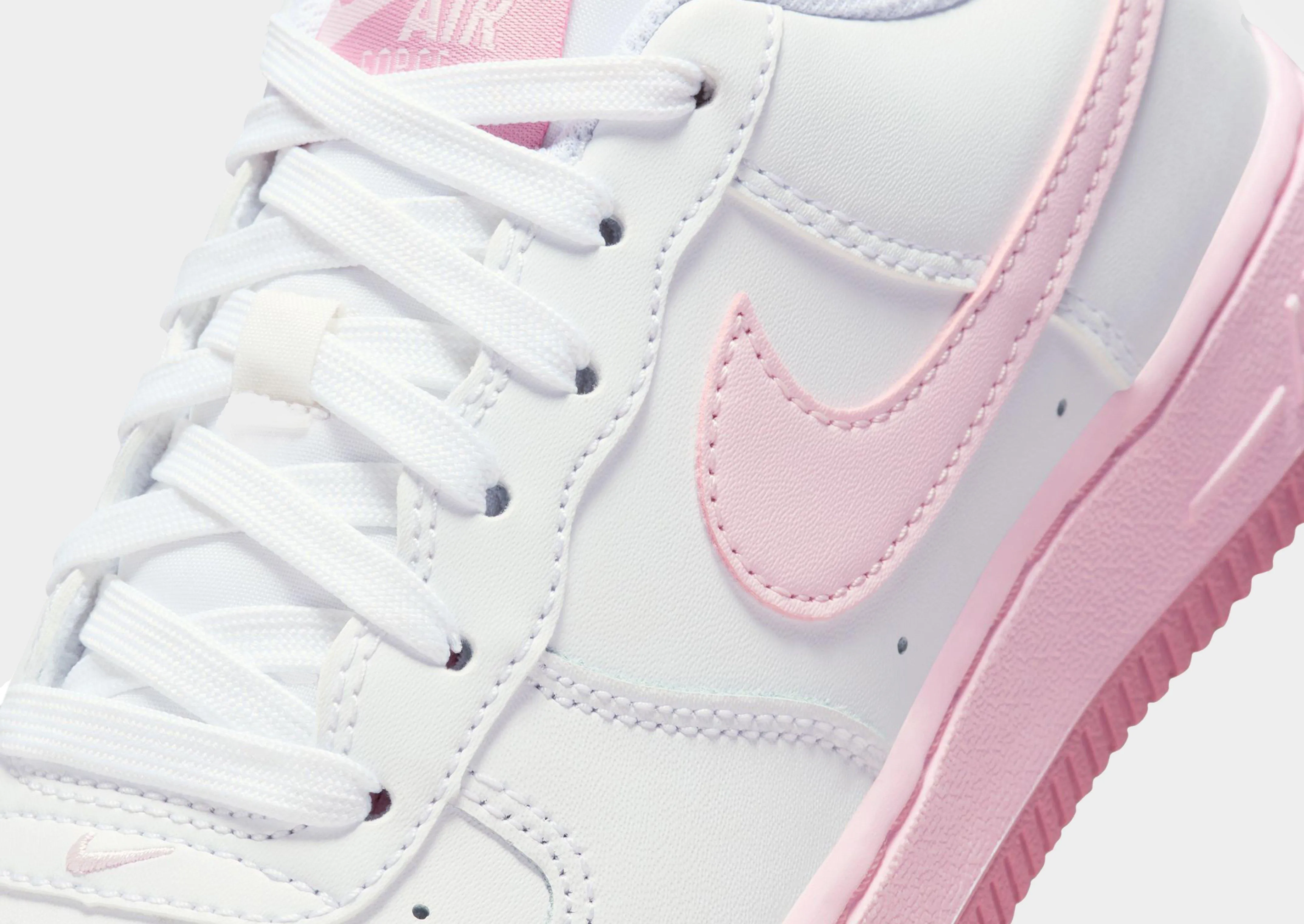 Air Force 1 Junior's Air Circulation