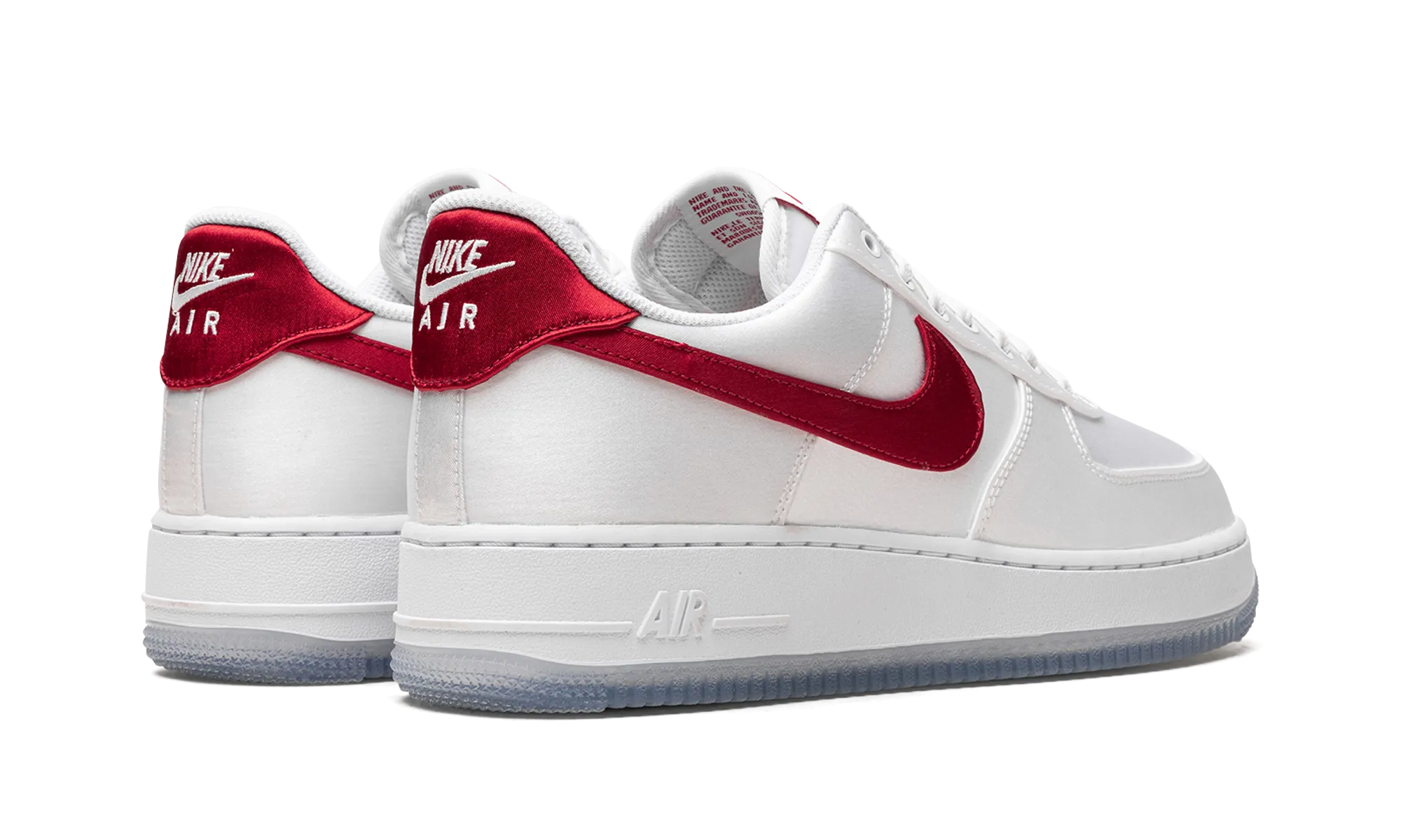 Street Vibe AIR FORCE 1 LO '07 WMNS "Satin White Varsity Red"