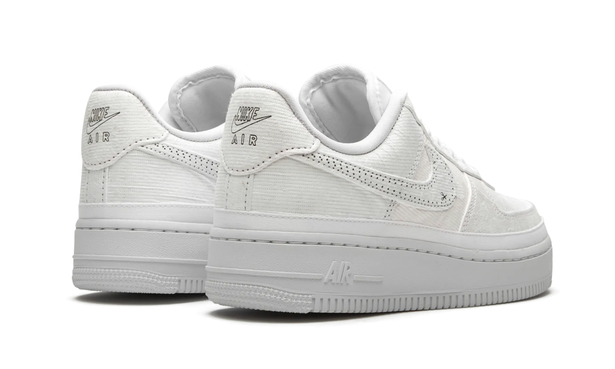 Stable Walk Sport Performance AIR FORCE 1 LO LX WMNS "Reveal - Black Swoosh"