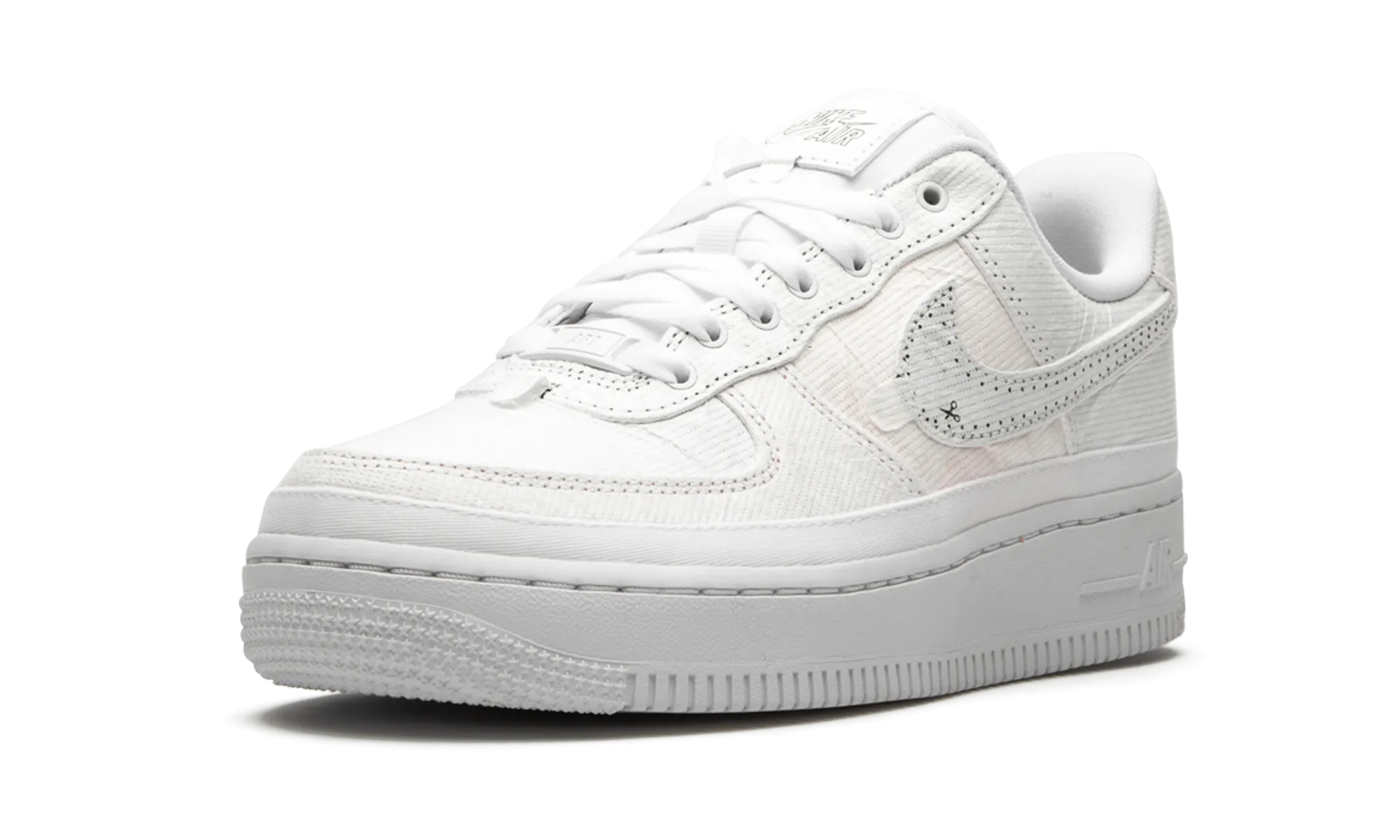 Tread Pattern AIR FORCE 1 LO LX WMNS "Reveal - Black Swoosh"
