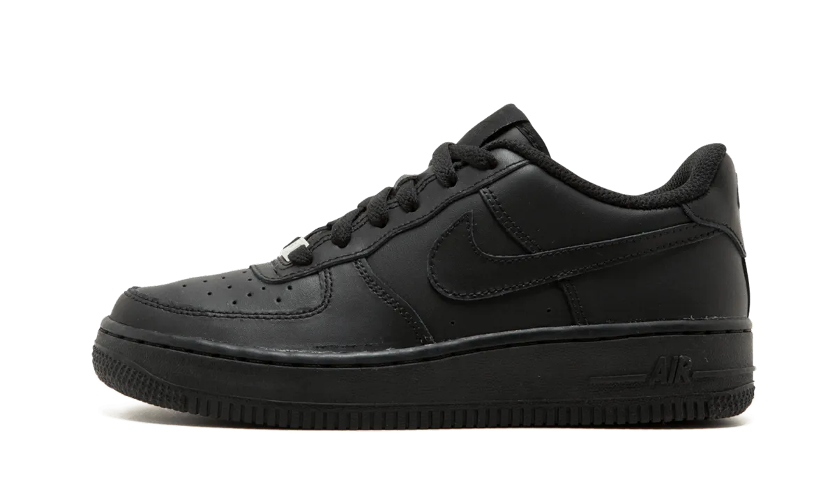 Air Force 1 Low '07 GS "Triple Black" Sneaker Cleaner Slip Ride