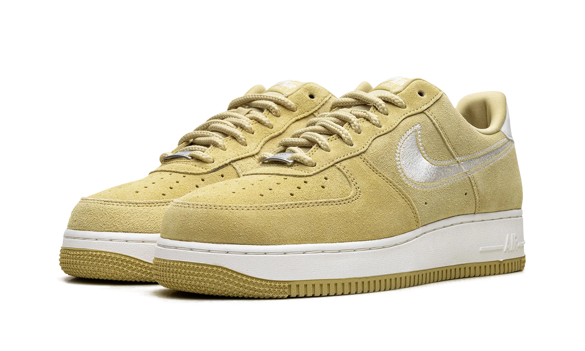 Air Force 1 Low '07 LV8 "Buff Gold Sail Embroidered Swoosh" Wide Base Design Indoor Use