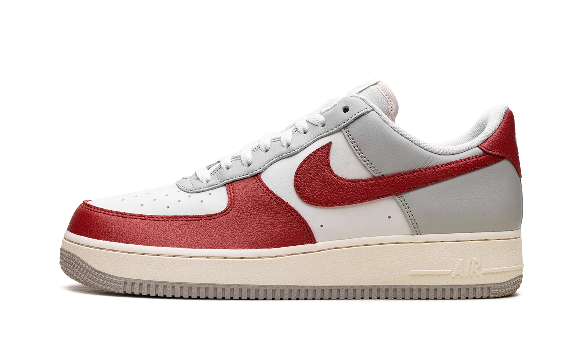 Air Force 1 Low '07 LV8 "Phantom Gym Red" Training Sneakers