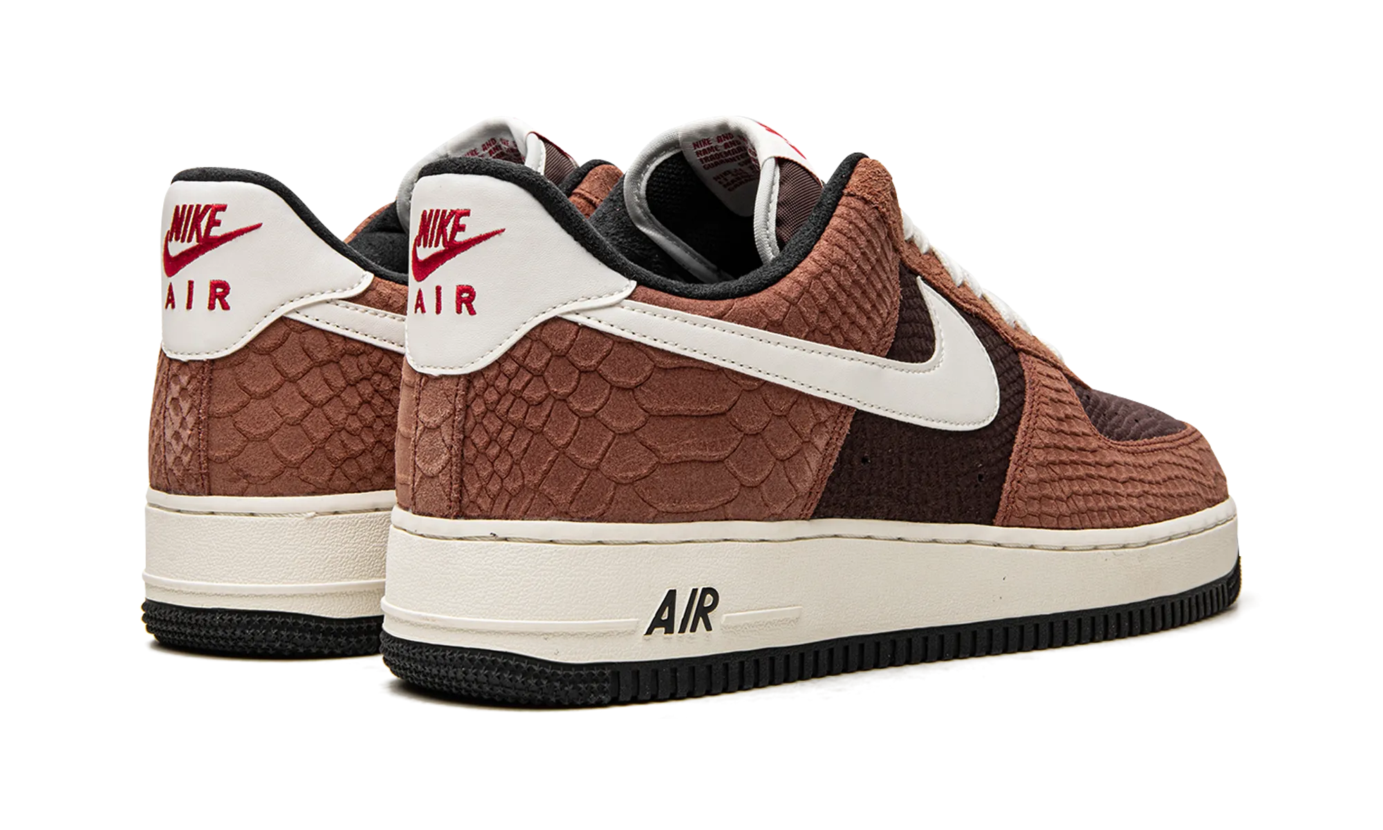 Air Force 1 Low "Red Bark" Long Travel Basic Fit
