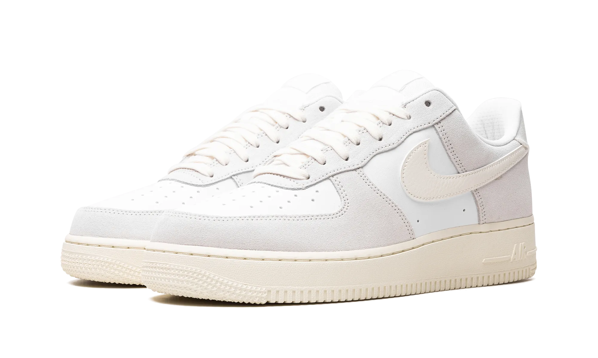Air Force 1 Low "Sail Platinum Tint" Sustainable Sole Construction