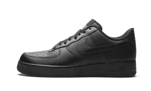 mesh ventilation well made Air Force 1 Low "Triple Black"