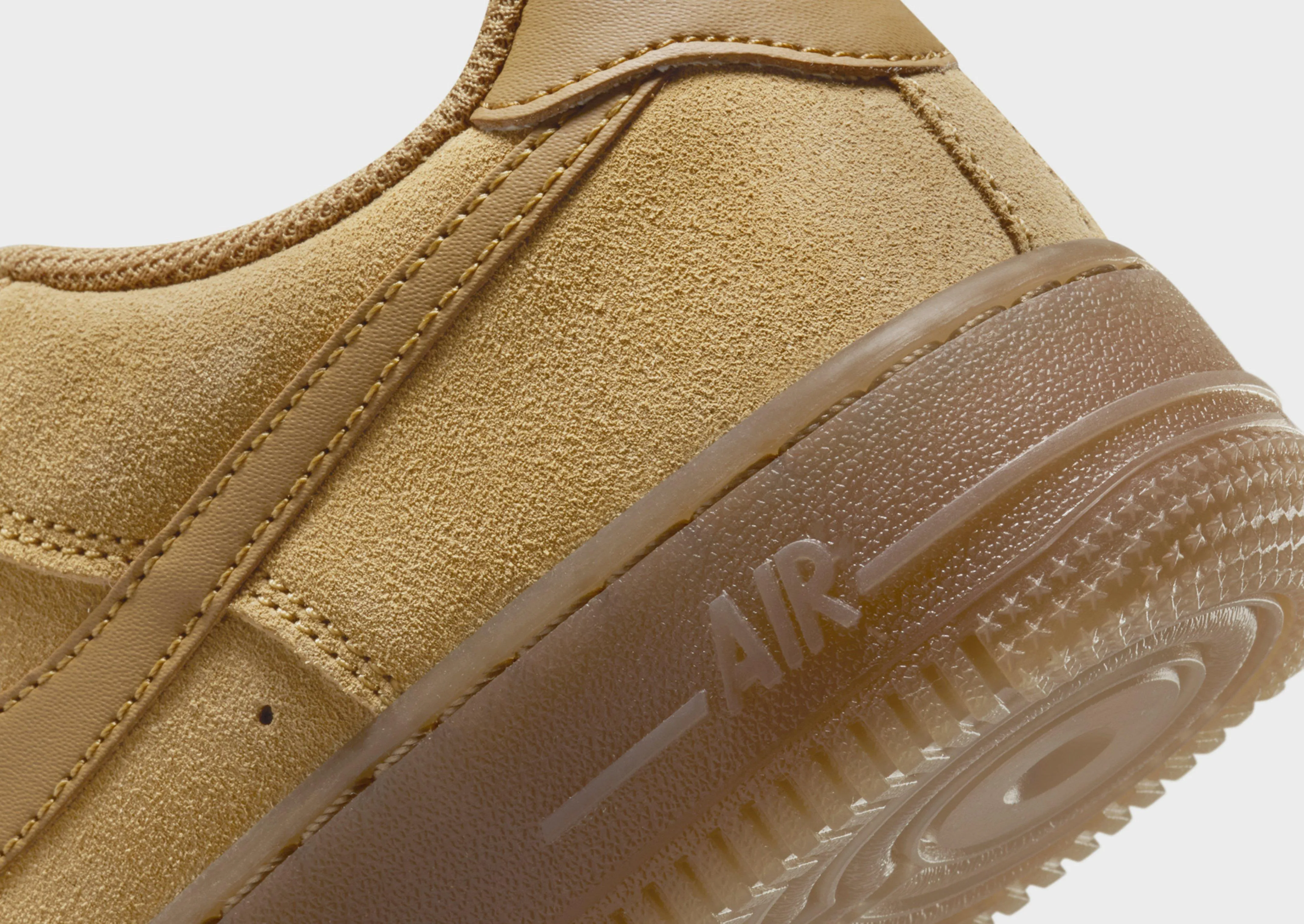 Long-Term Durability ContouredSole Air Force 1 LV8 Junior's