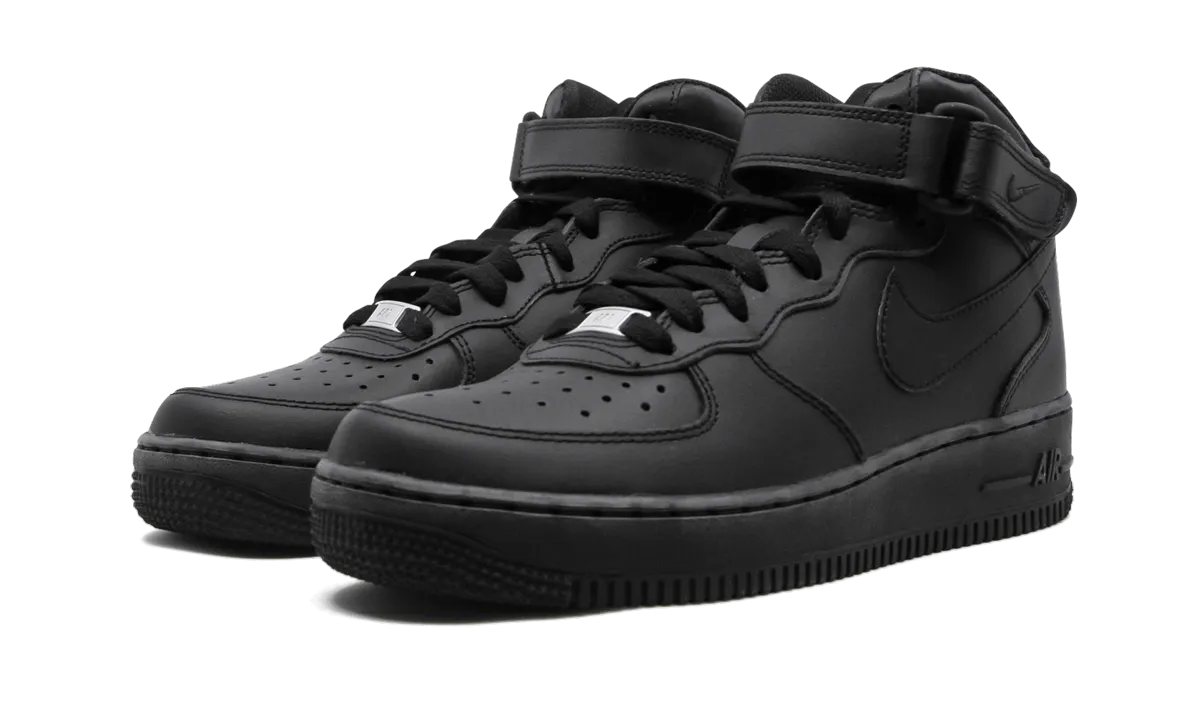 Compression Activated Foam Outdoor Fashion Air Force 1 Mid GS "Triple Black"