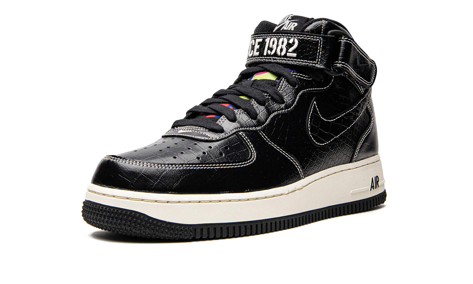 Air Force 1 Mid LX "Our Force 1" Snug fit
