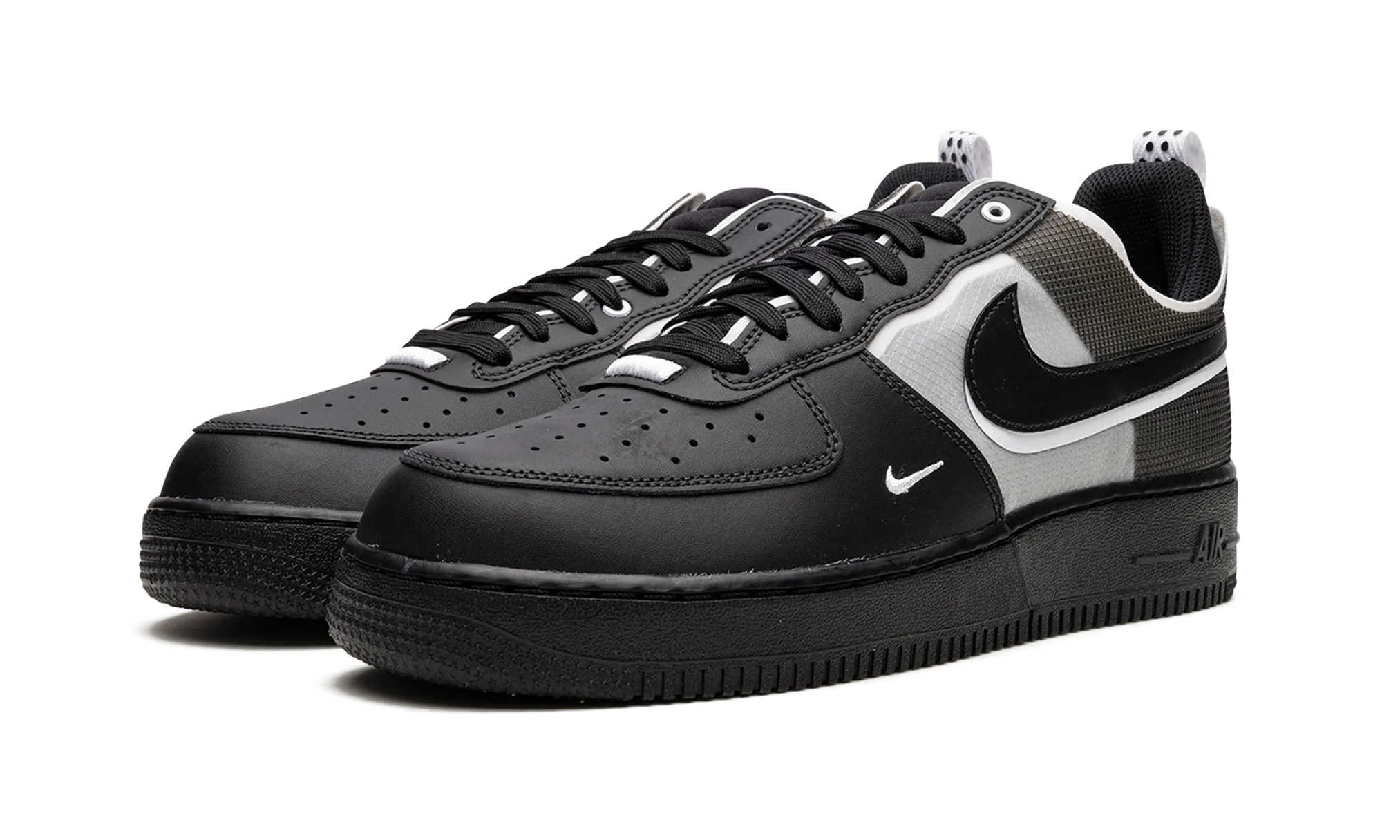 Air Force 1 React "Black / White" Running Capability