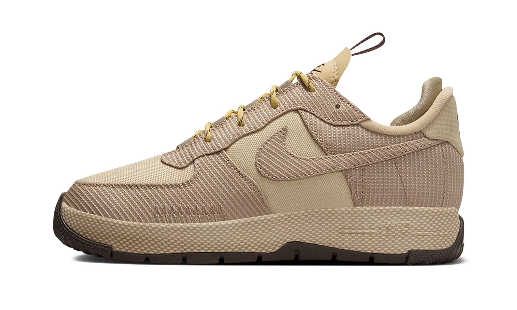 Sleek lines Padded Feel AIR FORCE 1 WILD WMNS "Sesame"