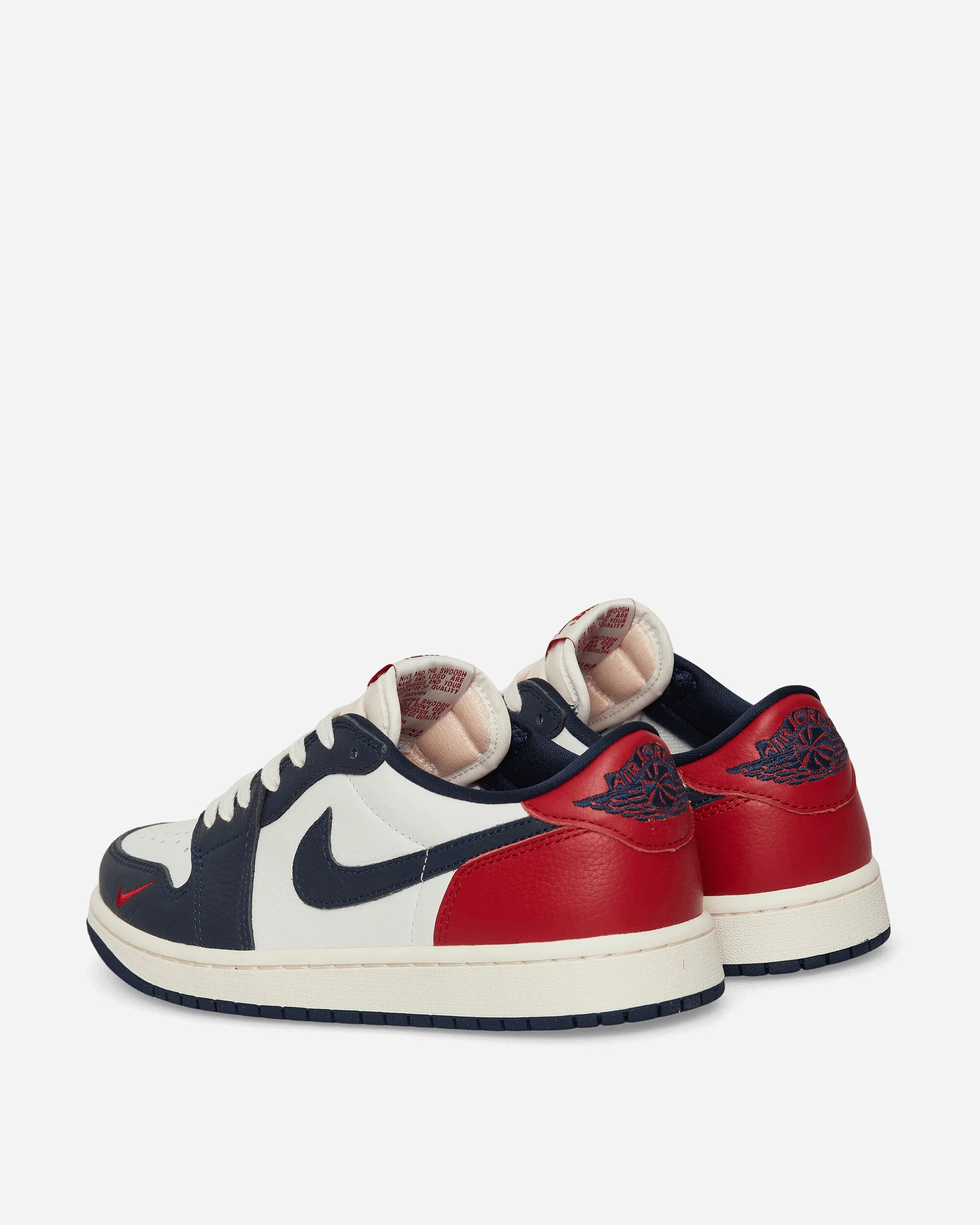 Reinforced Toe Guard Abrasion Resistant Lining Air Jordan 1 Low OG Sneakers Gym Red / Midnight Navy