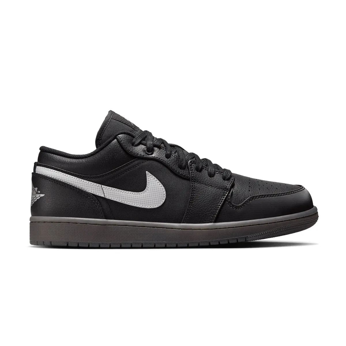Air Jordan 1 Low SE 'Dark Gum Soles' Classy flair Perfect Fit