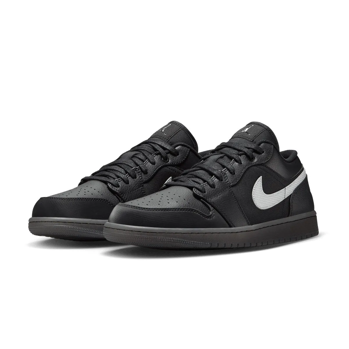 Air Jordan 1 Low SE 'Dark Gum Soles' Luxurious Feel buckle - type