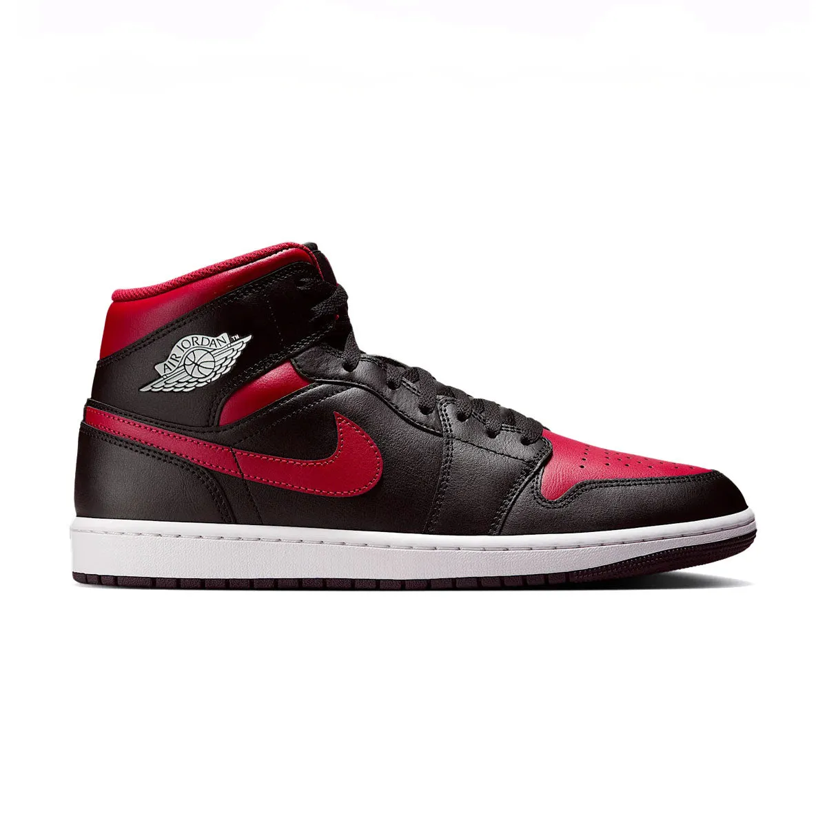 Air Jordan 1 Mid 'Bred' Sought-after Ultra-soft comfort