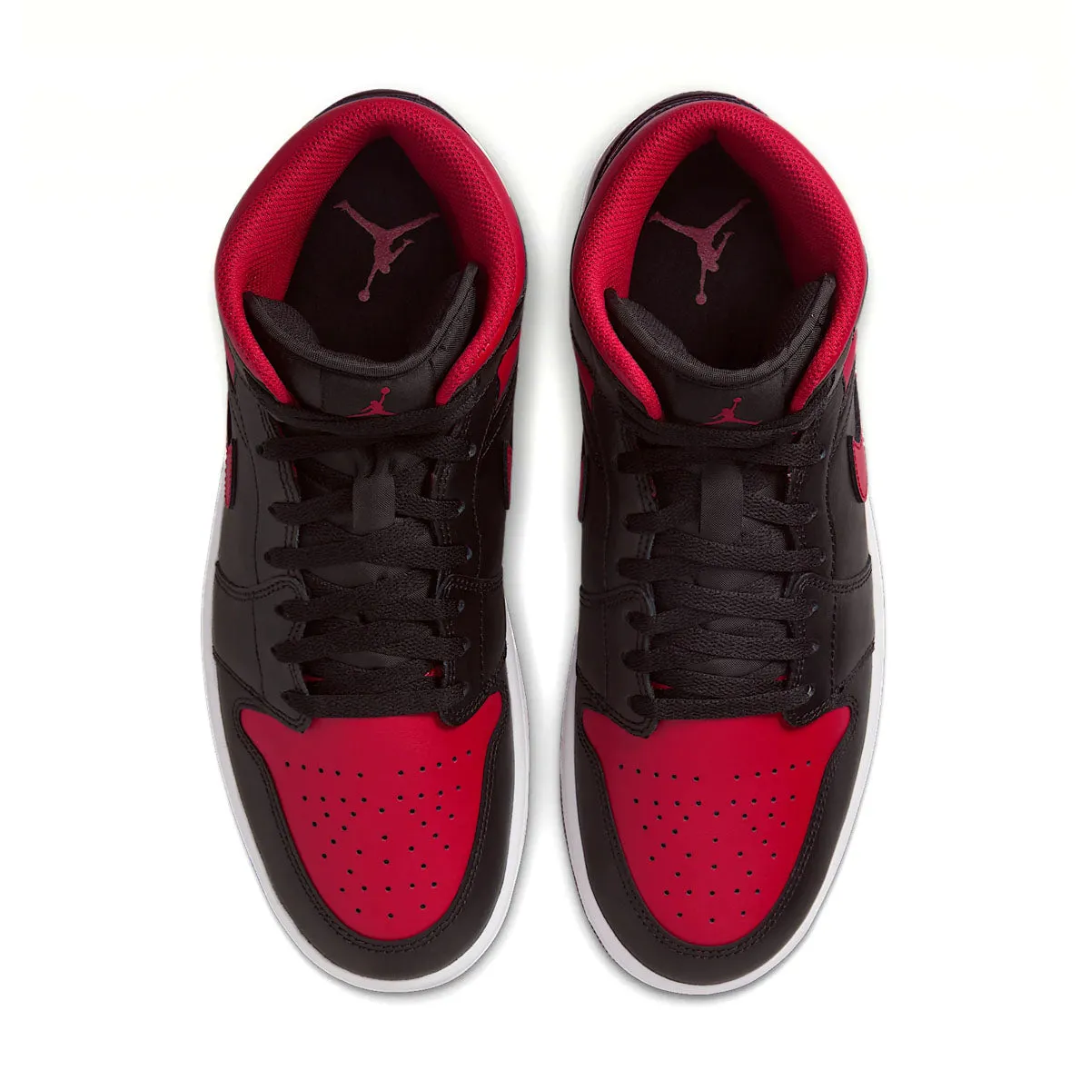 Textured Zip Closure Air Jordan 1 Mid 'Bred'