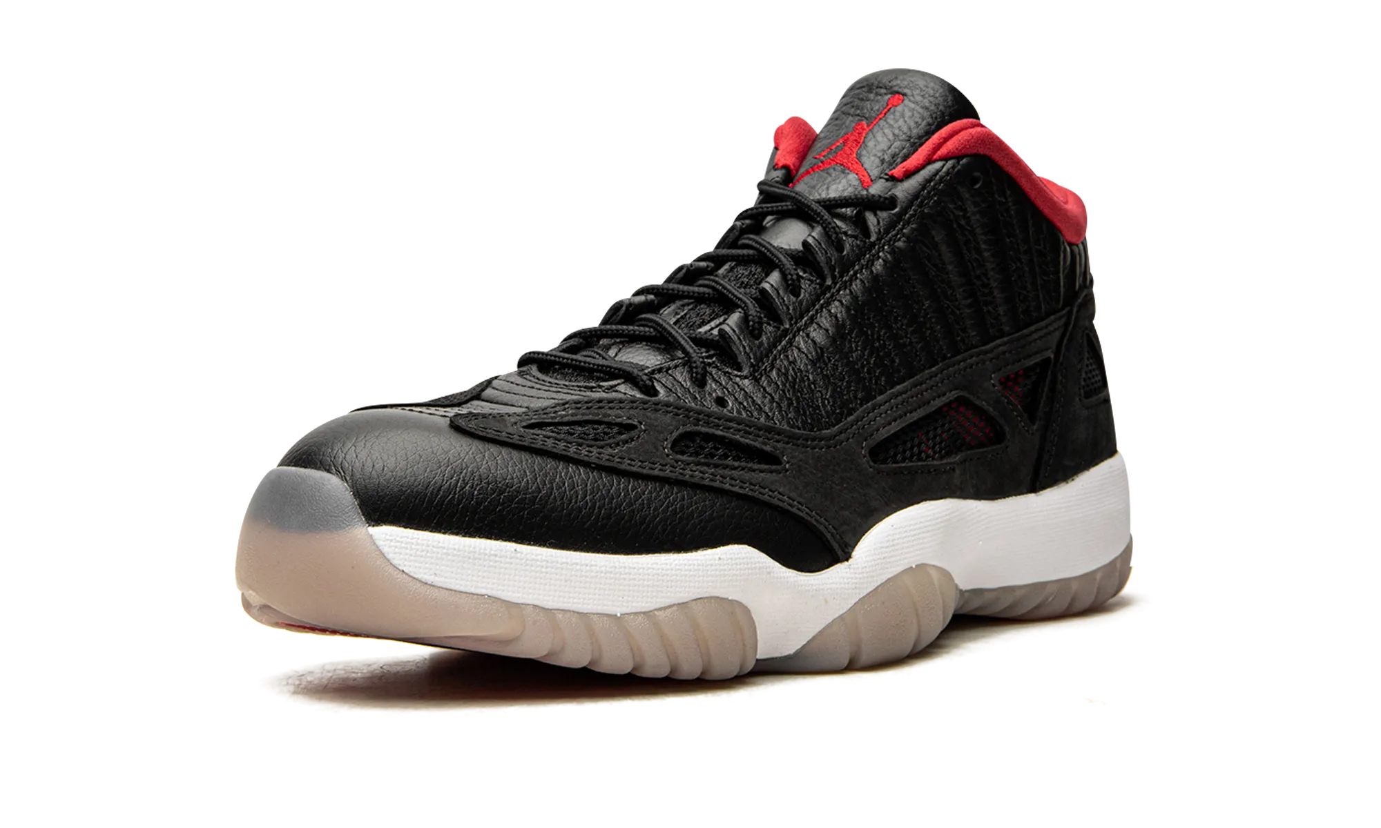 Agility Response Air Jordan 11 Low IE "Bred 2021"