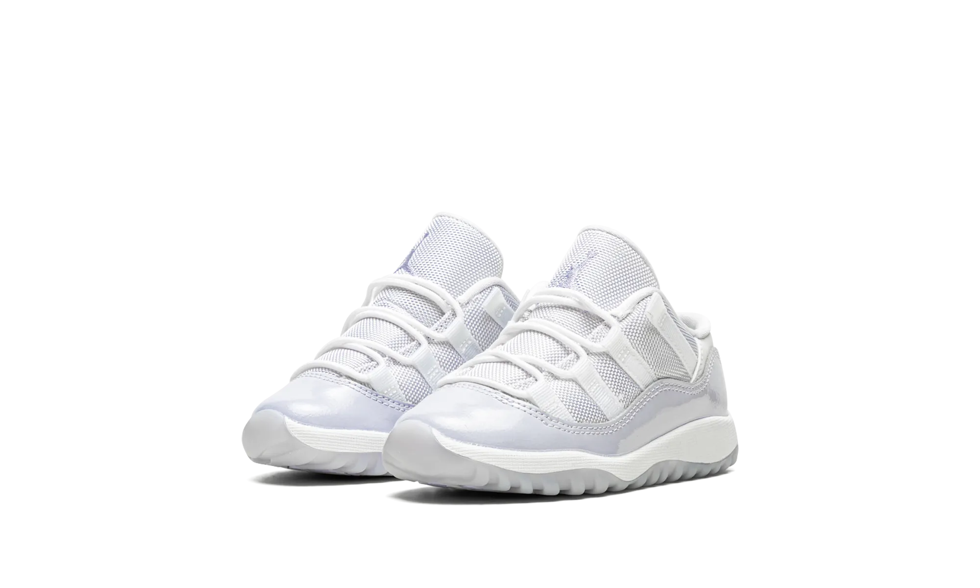 Air Jordan 11 Low TD "Pure Violet" Flexible Cushioning Versatile Design