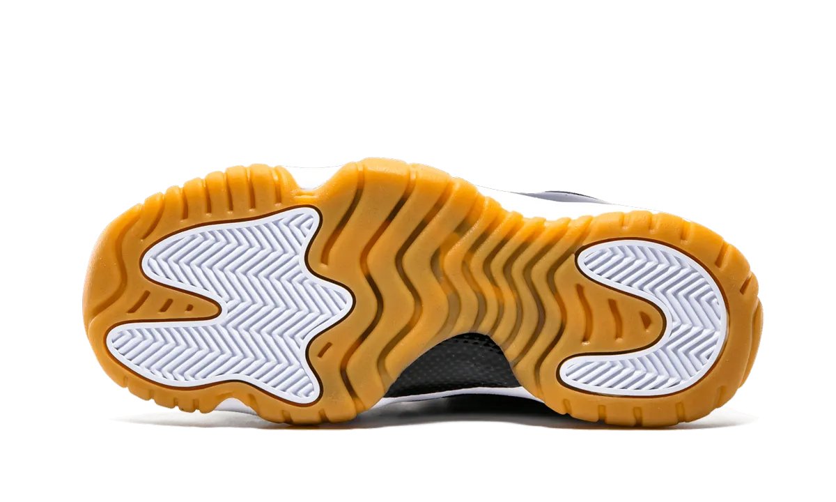 Air Jordan 11 Retro Low GS "Midnight Navy" Low   Top Style