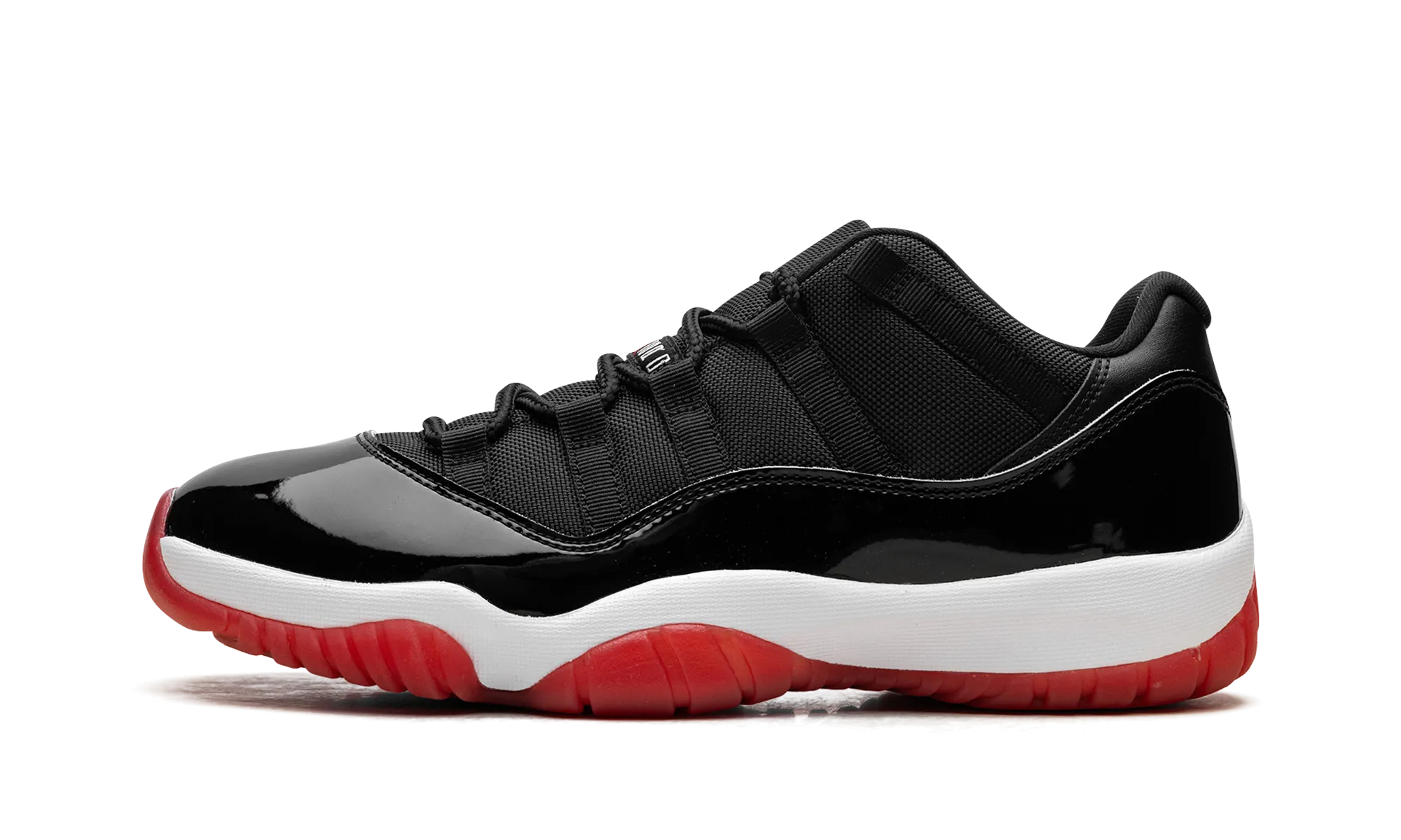 Air Jordan 11 Retro Low "Bred (2025)" Pro-Level Flexibility High-Quality Cushioning