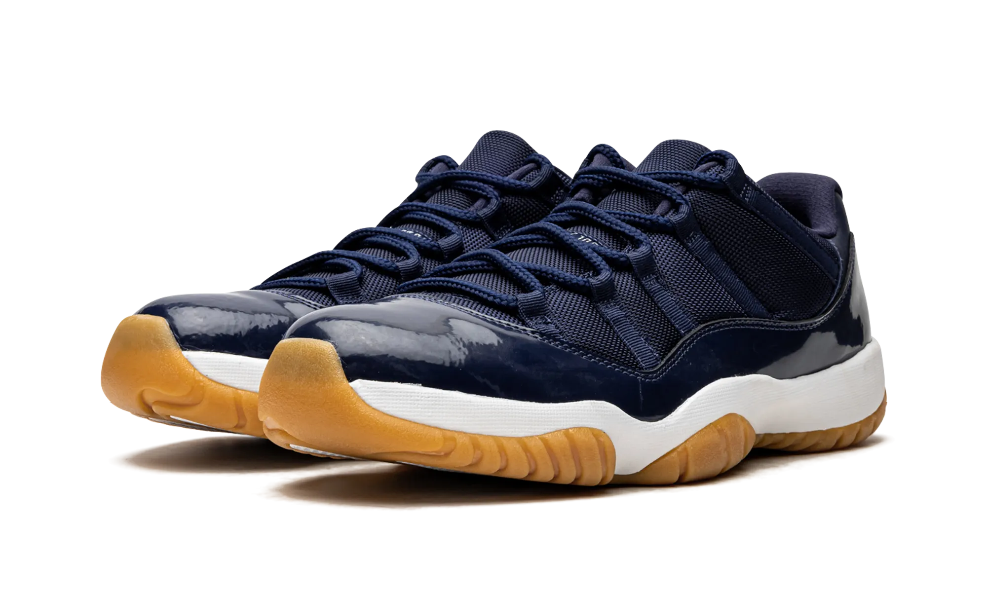 Diagonal Flex Notches Comfort Traction Air Jordan 11 Retro Low "Navy/Gum"