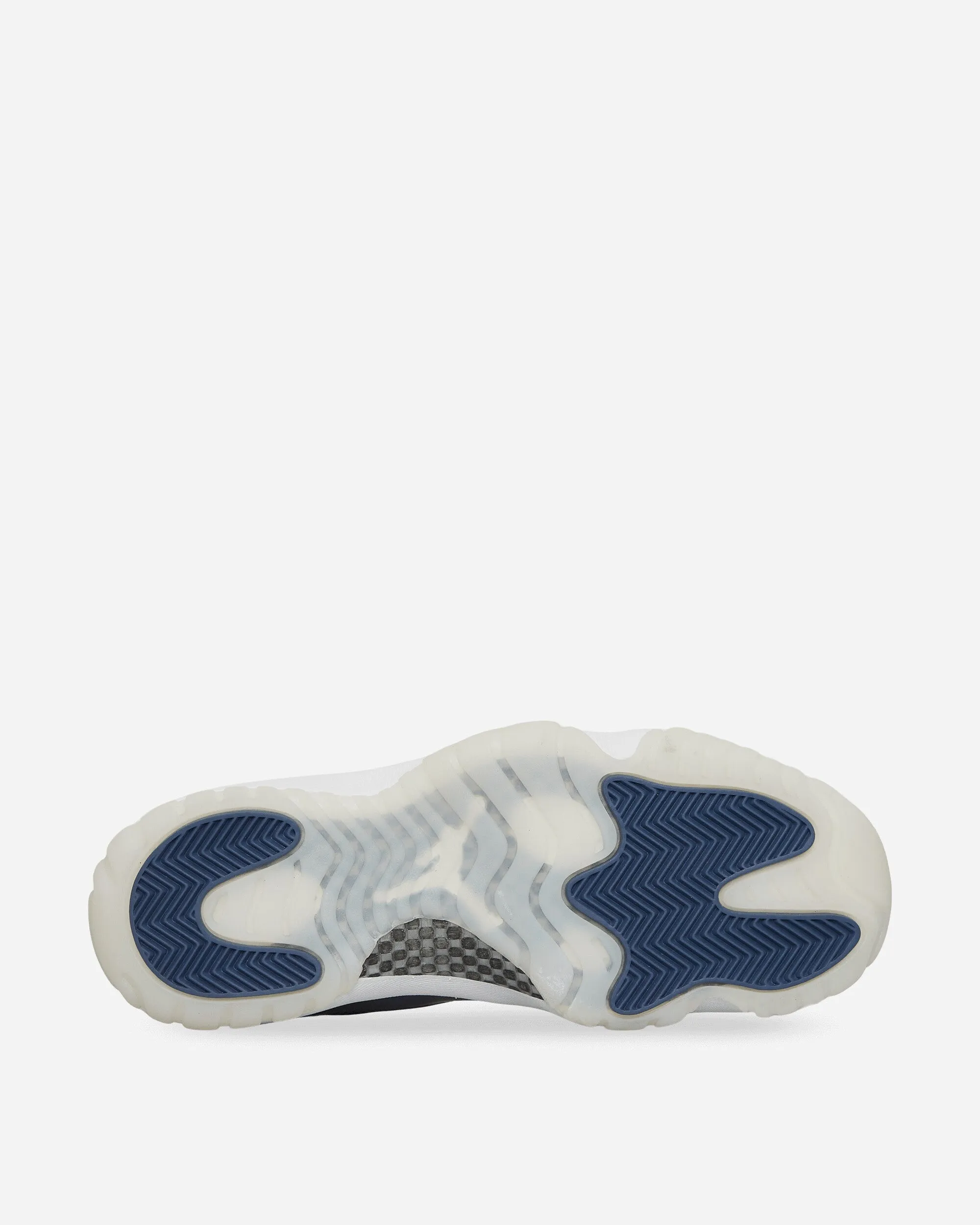 Fresh Fit Rolling Motion Technology Air Jordan 11 Retro Low Sneakers Diffused Blue