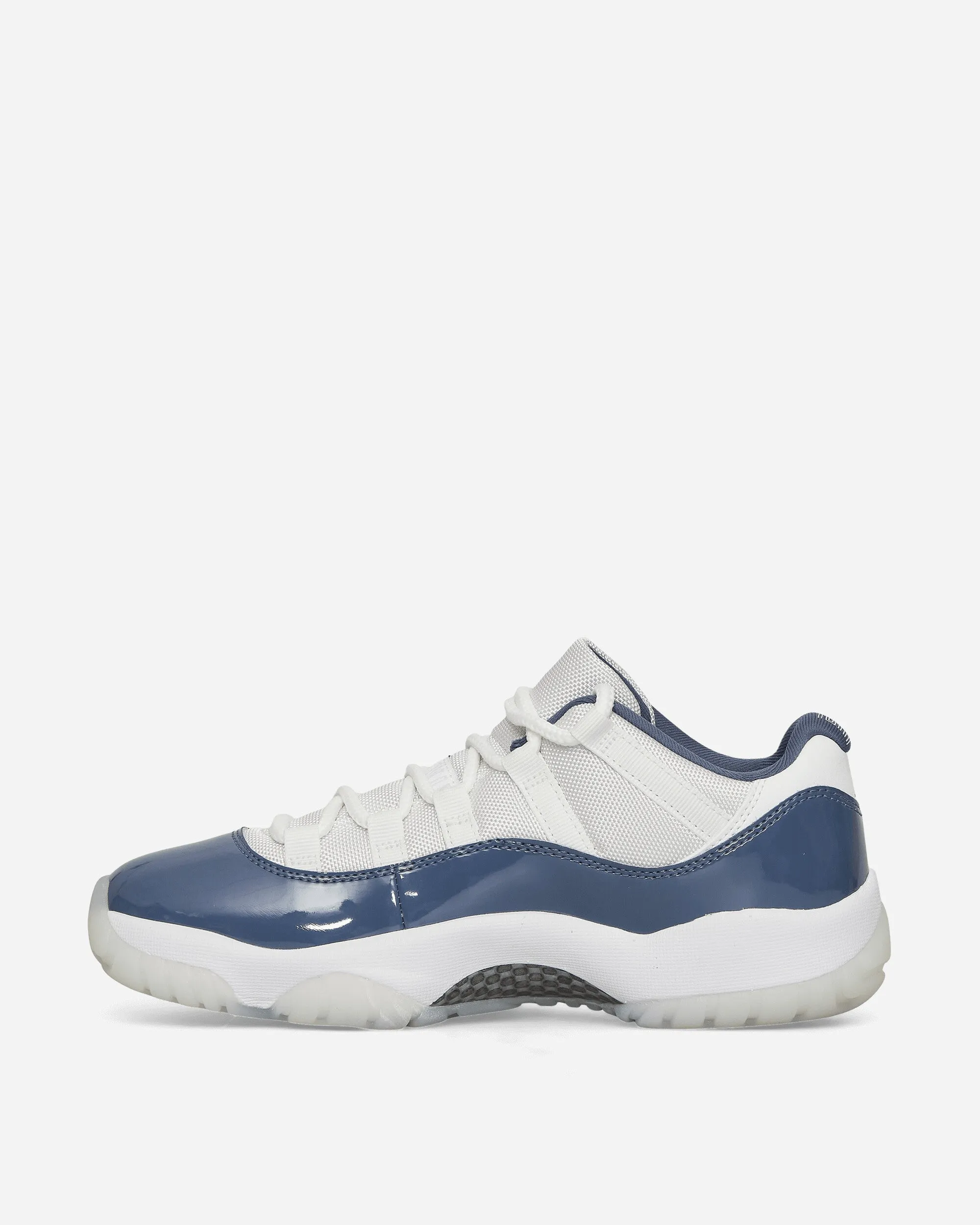 Effortless Walk Jogging Air Jordan 11 Retro Low Sneakers Diffused Blue