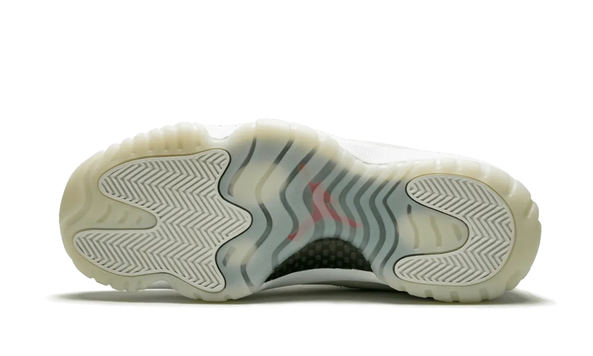 Air Jordan 11 Retro "Platinum Tint" Flex Cushioning