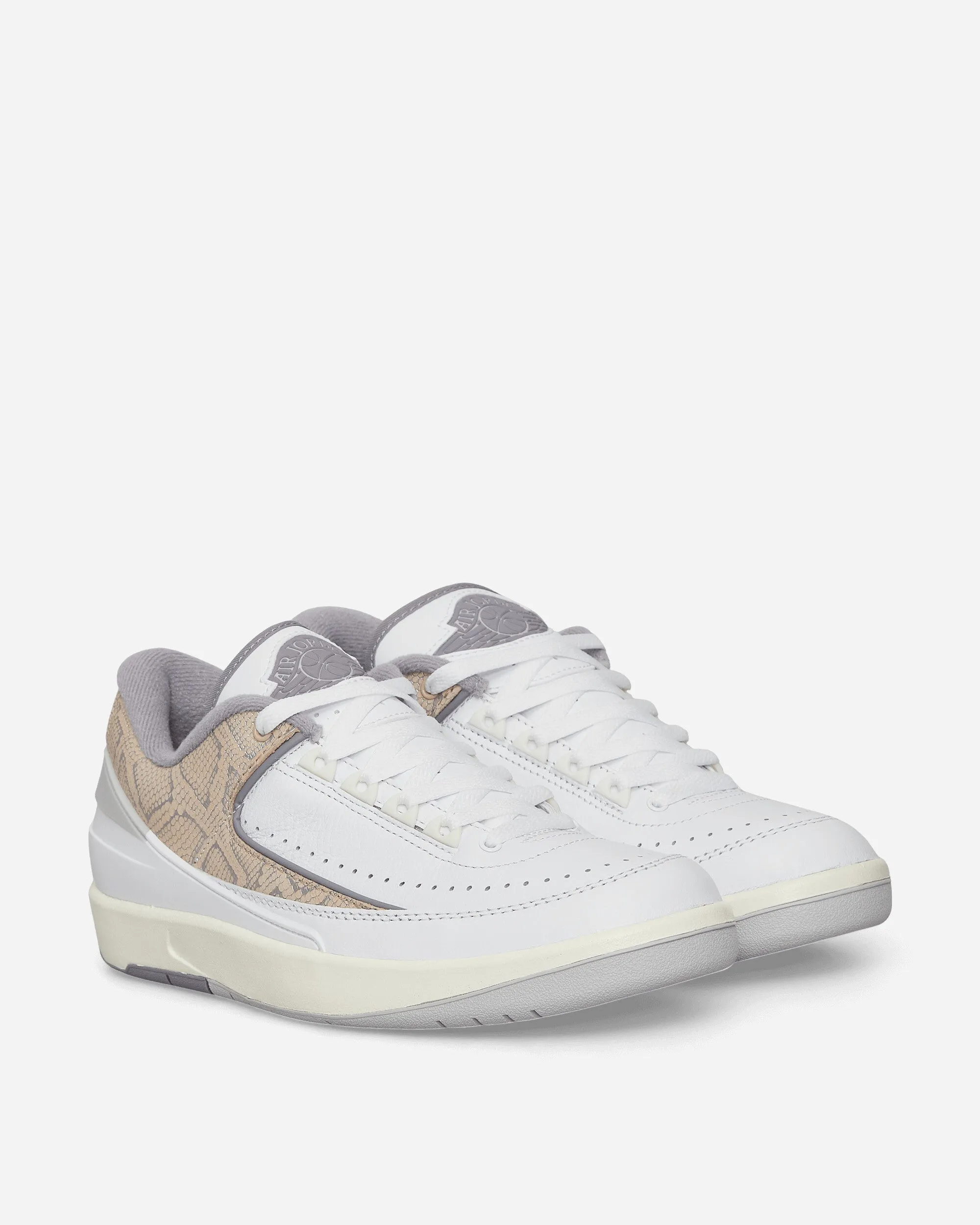 Weekend Trail Air Jordan 2 Retro Low Sneakers White / Cement Grey