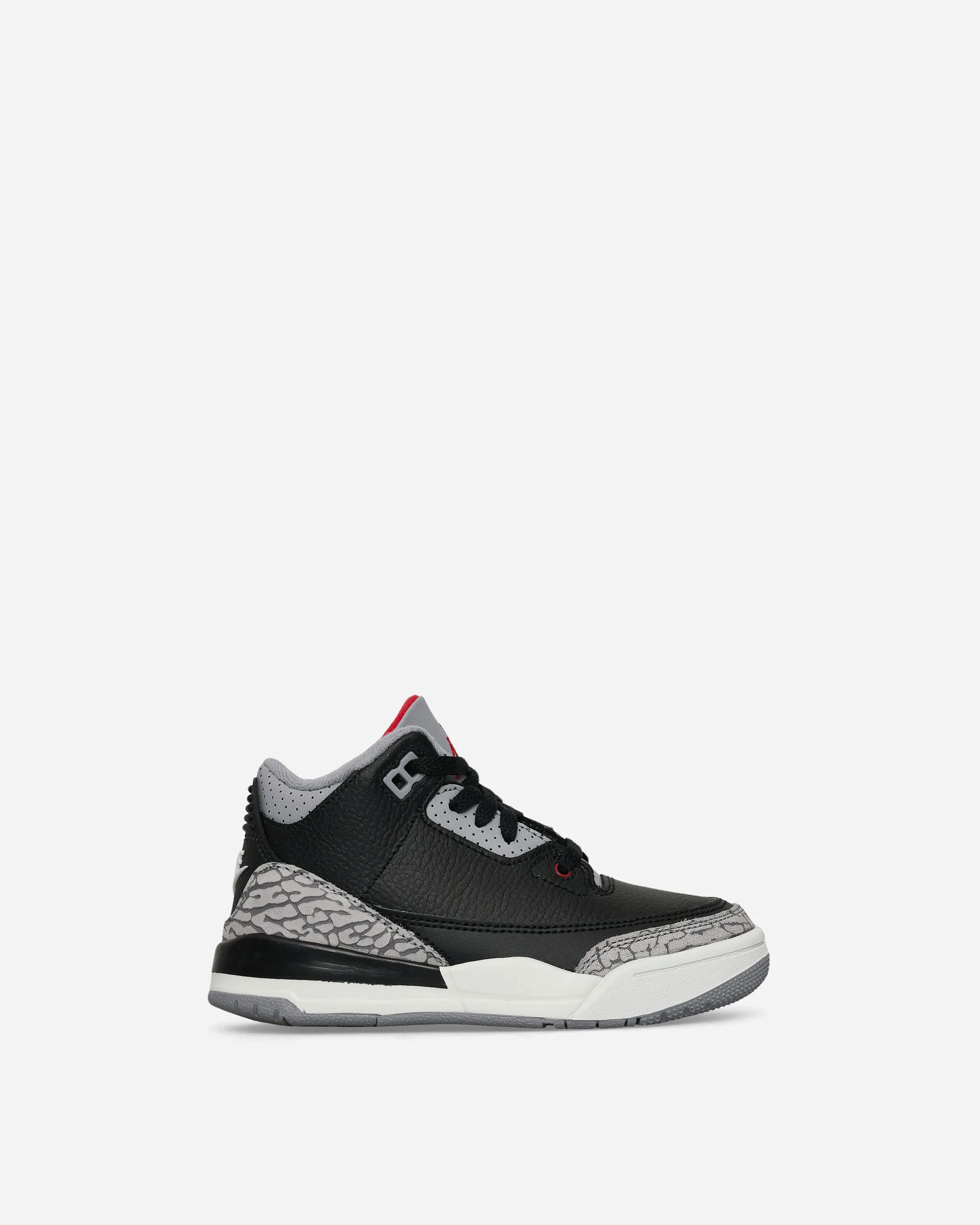 Breathable Grip Anatomical Contouring Air Jordan 3 Retro (PS) Sneakers Black Cement