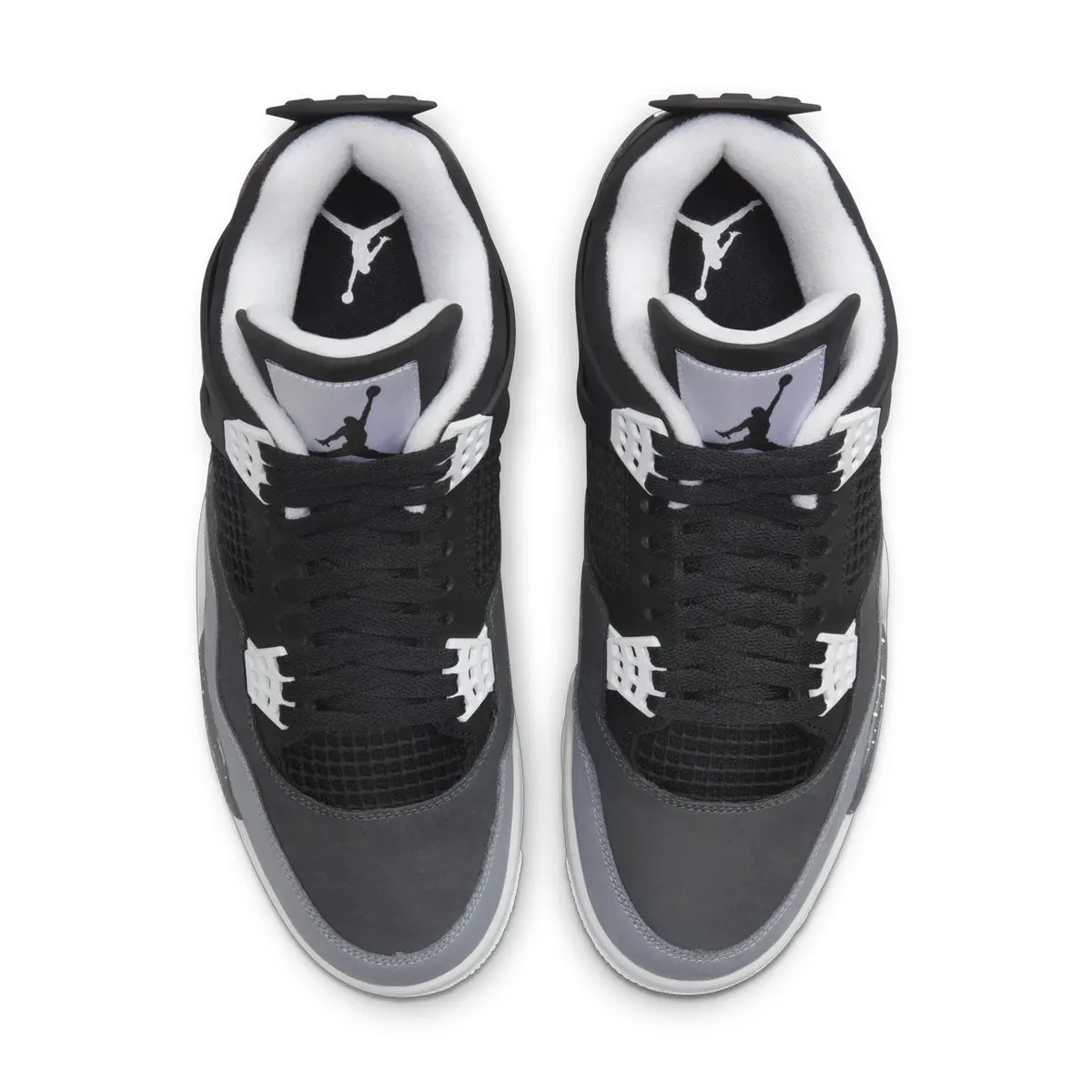 Iconic arch Balance Air Jordan 4 Retro 'Fear'