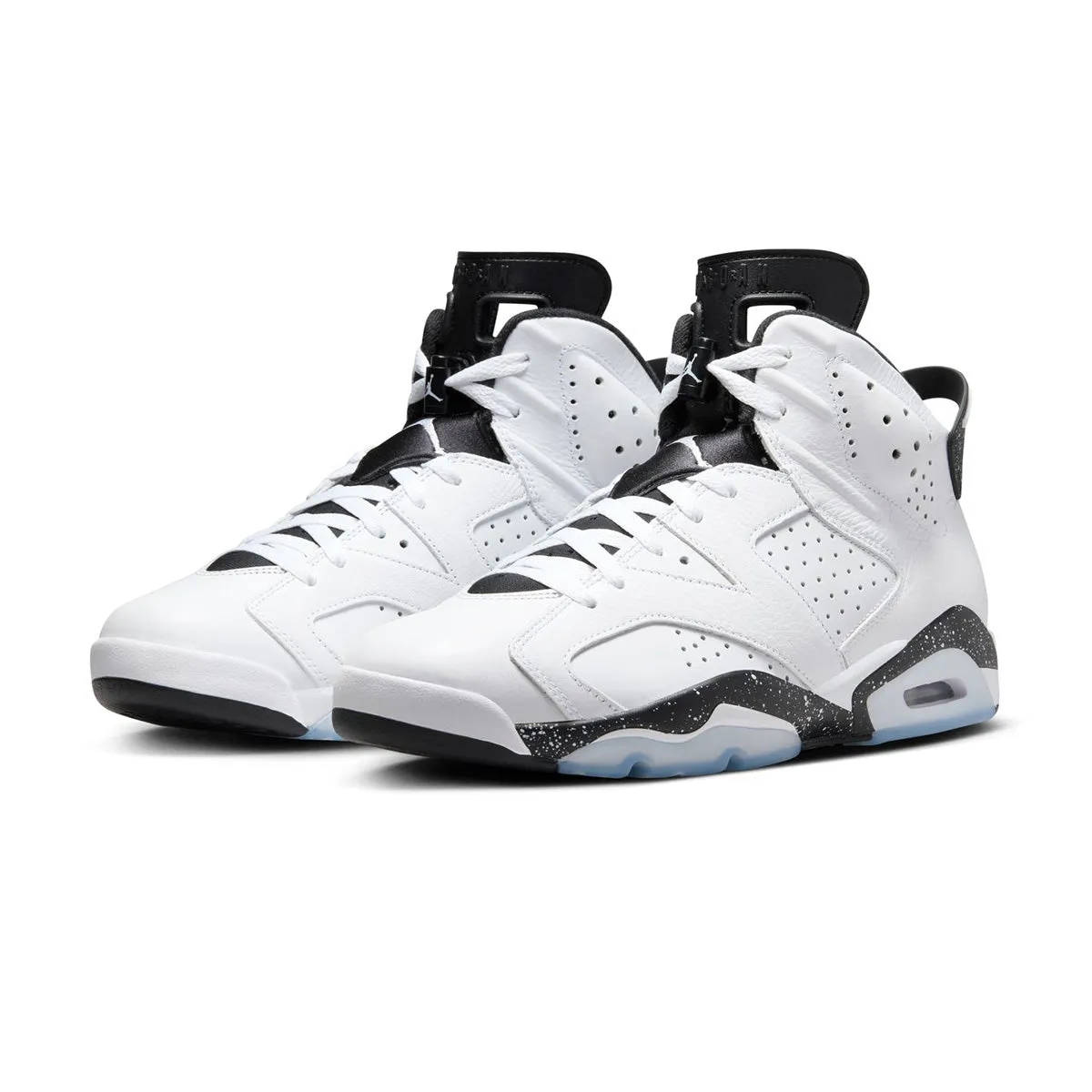 Air Jordan 6 'Reverse Oreo' Soft-touch design Sculpted Design