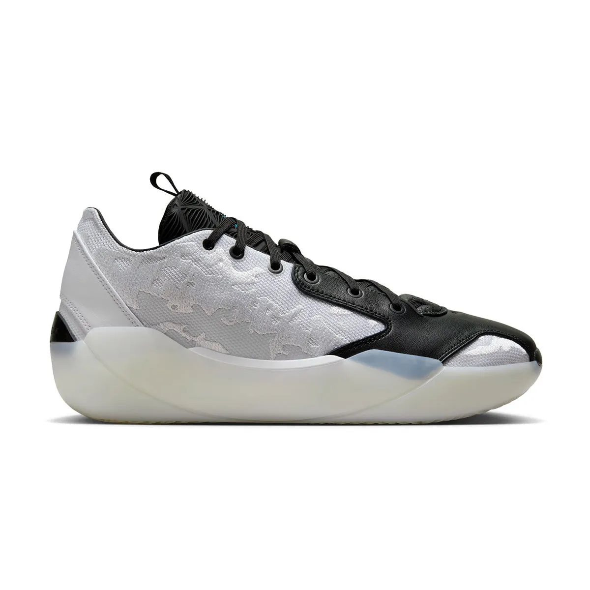 Air Jordan XXXIX PF 'CROIX' first