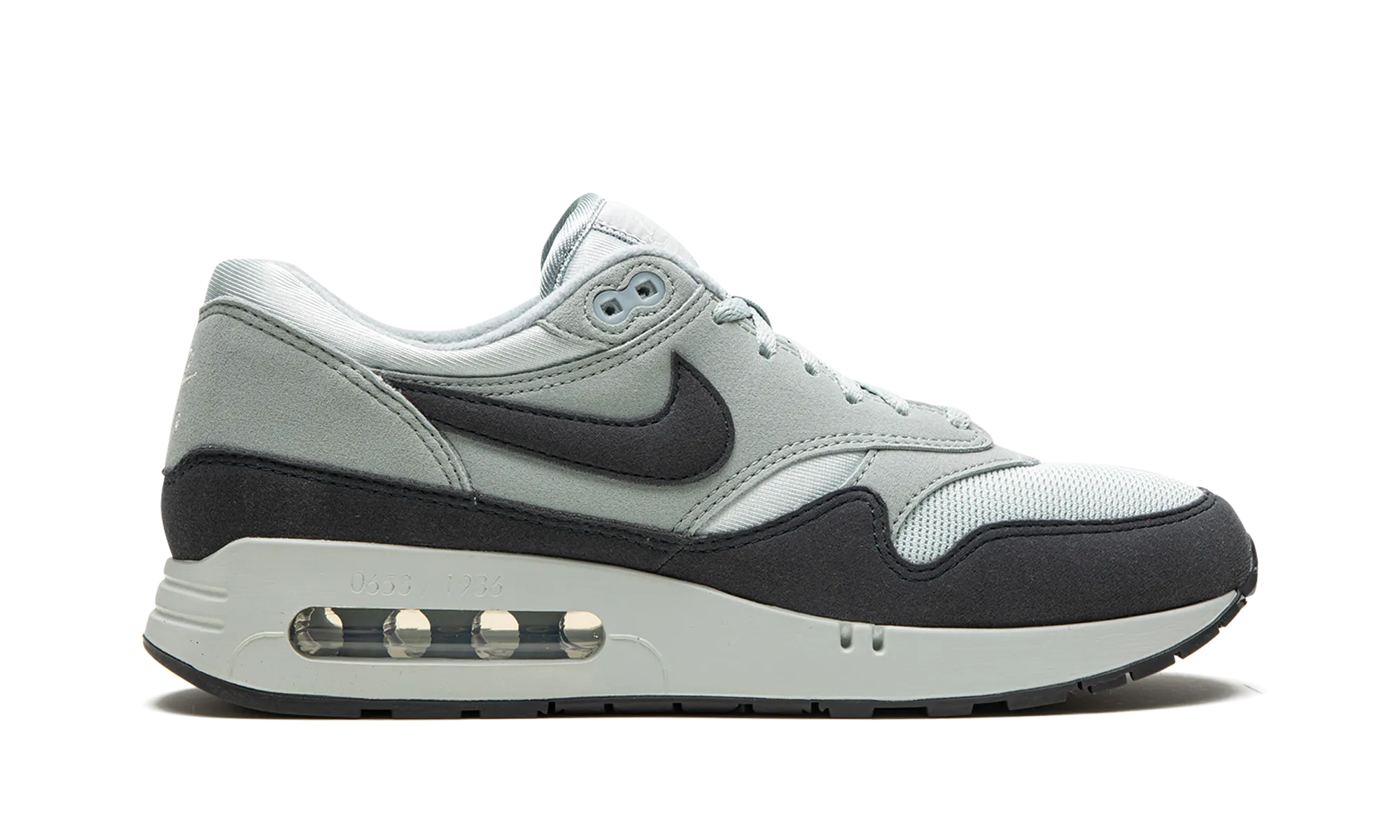 Air Max 1 '86 OG "Kids of Immigrants" carbon - fiber - plate shoes