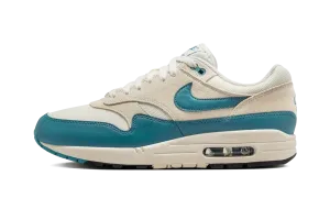 Air Max 1 Essential "Soft Pearl Smokey Blue" Nike React molded shoes