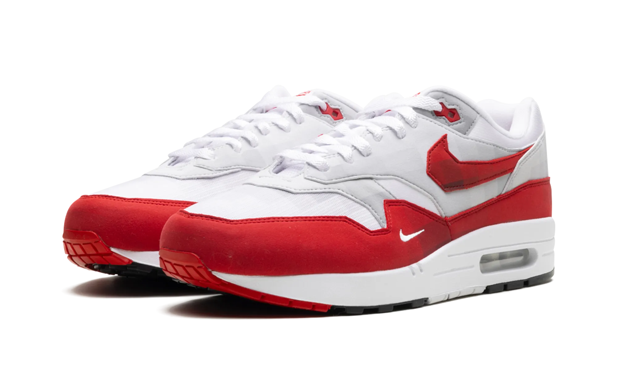 travel - friendly shoe perk running in a suburban area shoes Air Max 1 "Low Poly"