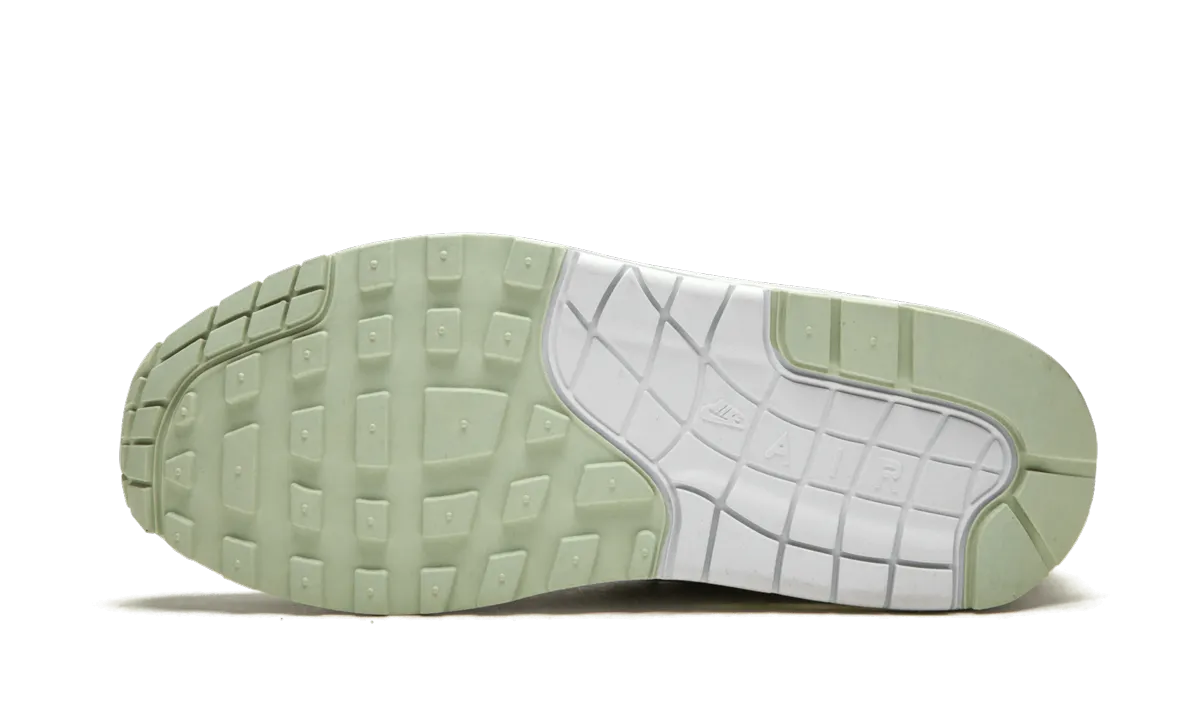 AIR MAX 1 WMNS "Barely Grey / Pumice" practice - shoes Distance Tracking