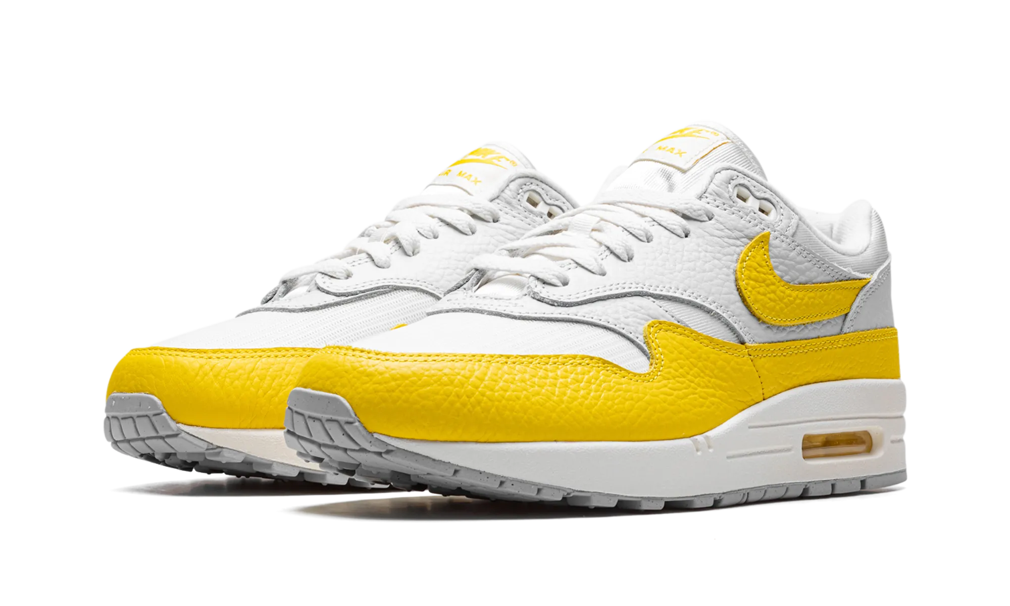 zipper - trimmed - design shoes exploration - shoes AIR MAX 1 WMNS "Tour Yellow"