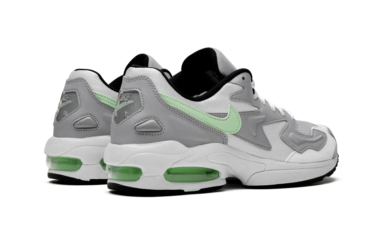 running endurance improvement Air Max 2 Light "Fresh Mint"
