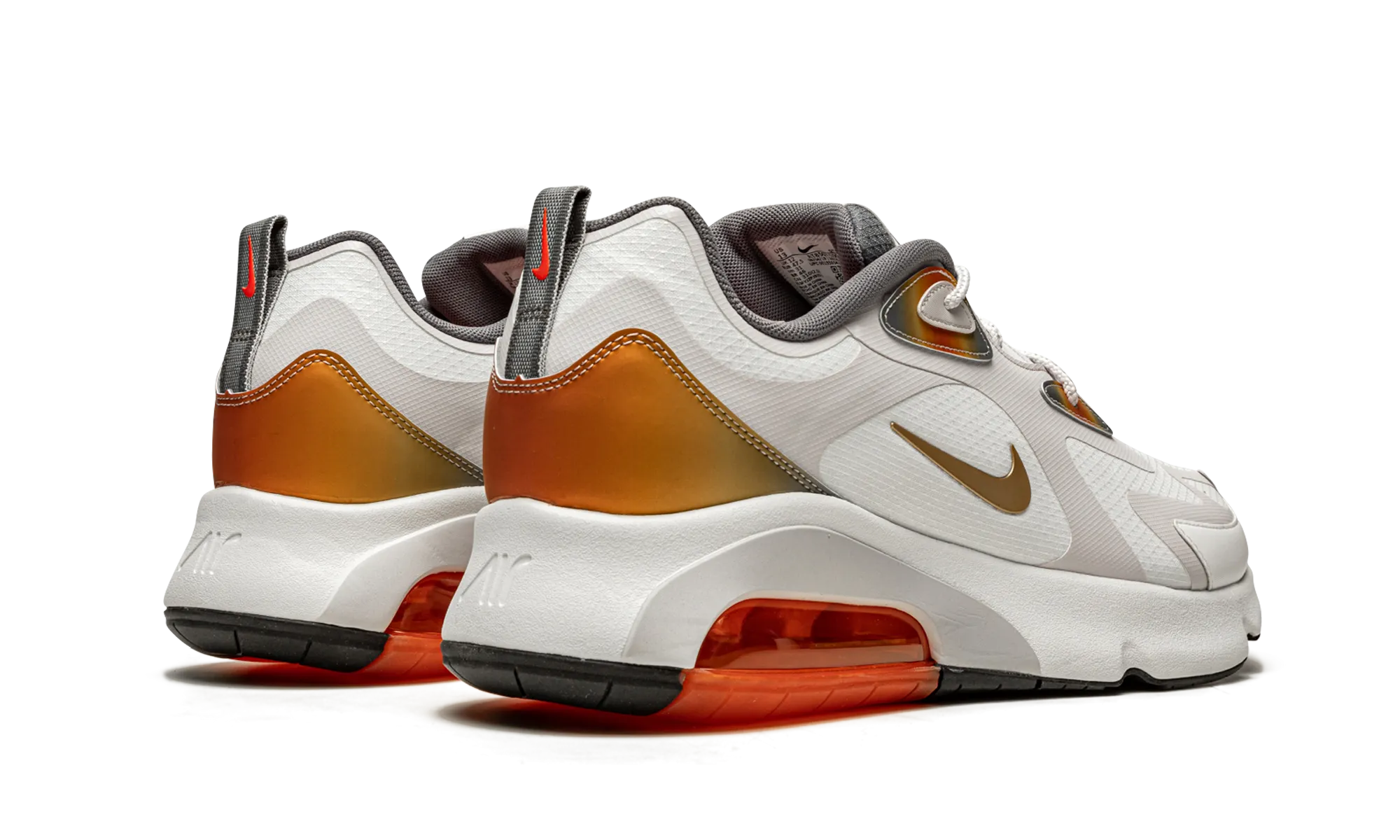 running in a geyser area shoes Air Max 200