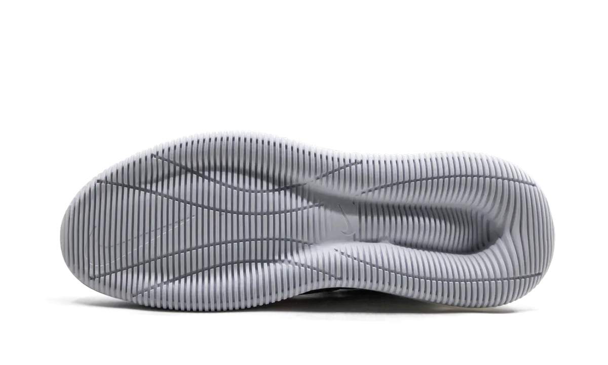 remarkable - running Air Max 720 "Waves"