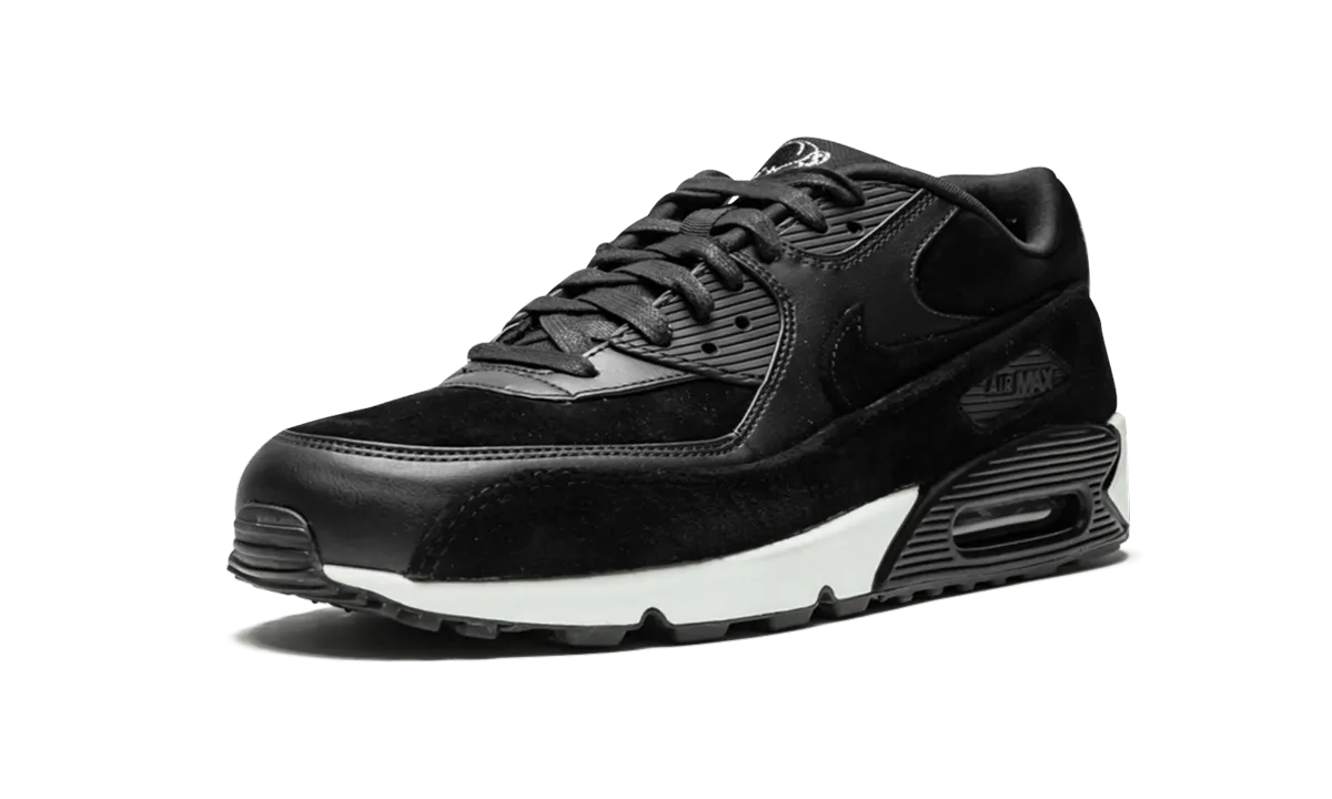 Smooth running experience Air Max 90 Premium "Rebel Skulls"