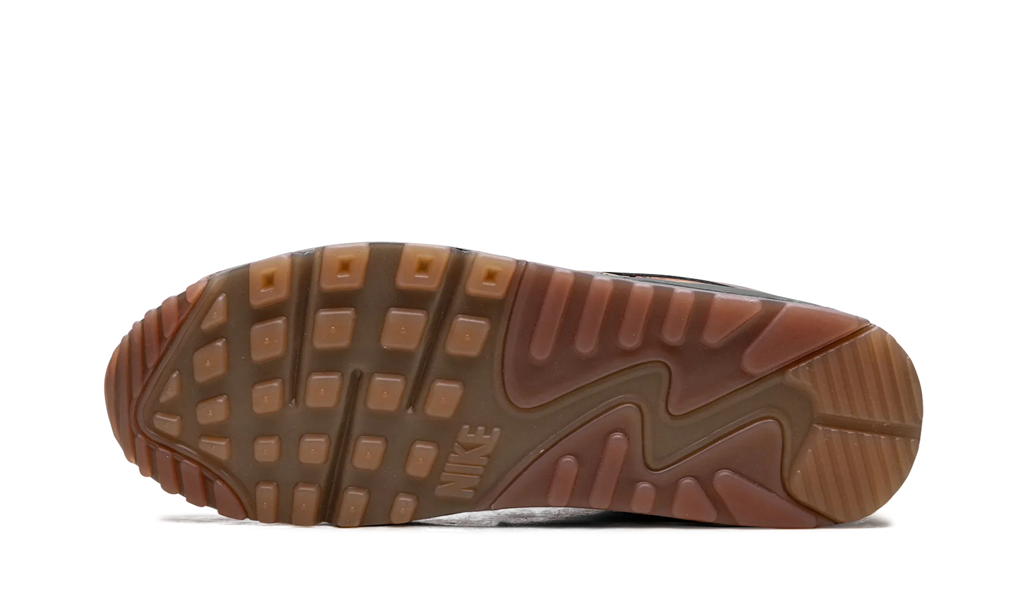 Air Max 90 "Metallic Copper" running in a mud pot area shoes